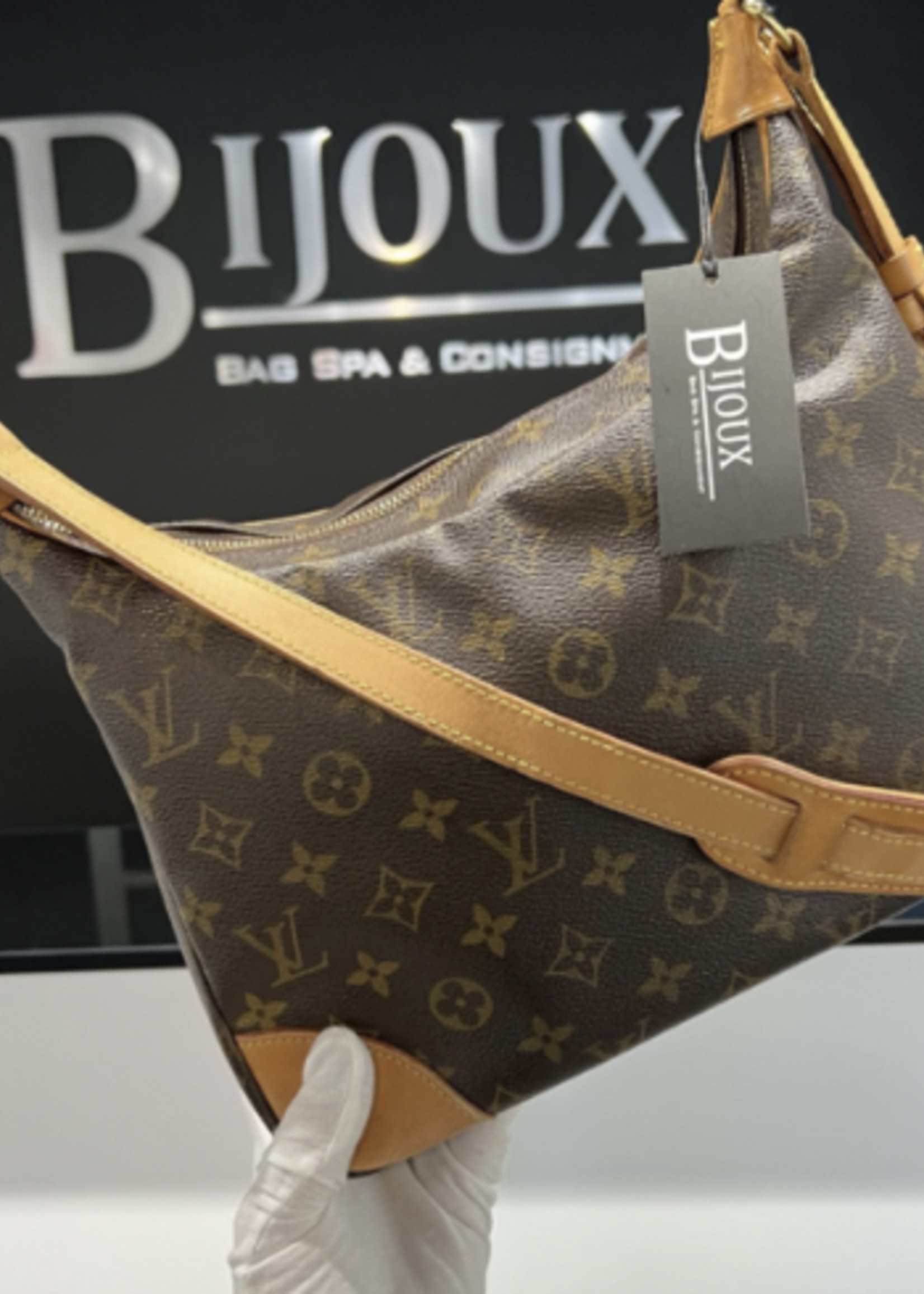 Louis Vuitton SOLD - LOUIS VUITTON BOULOGNE 30