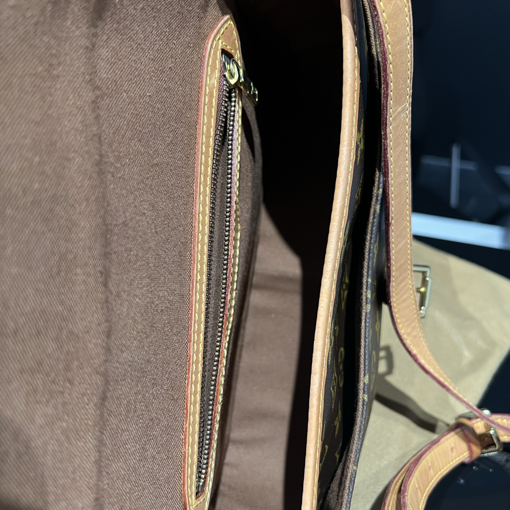 Louis Vuitton SOLD - Louis Vuitton Sologne
