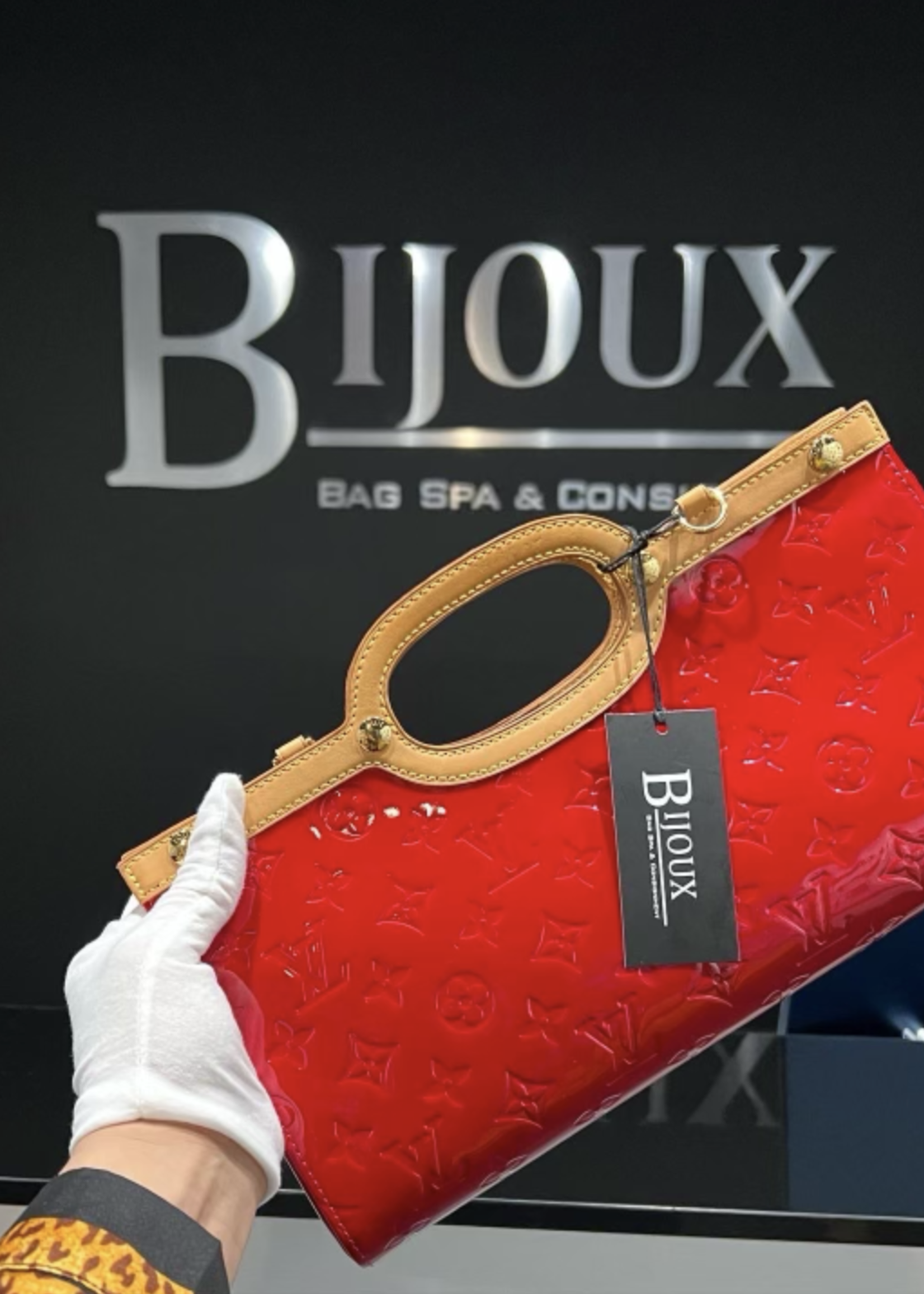 Louis Vuitton SOLD - Louis Vuitton Vernis Roxbury (Red)