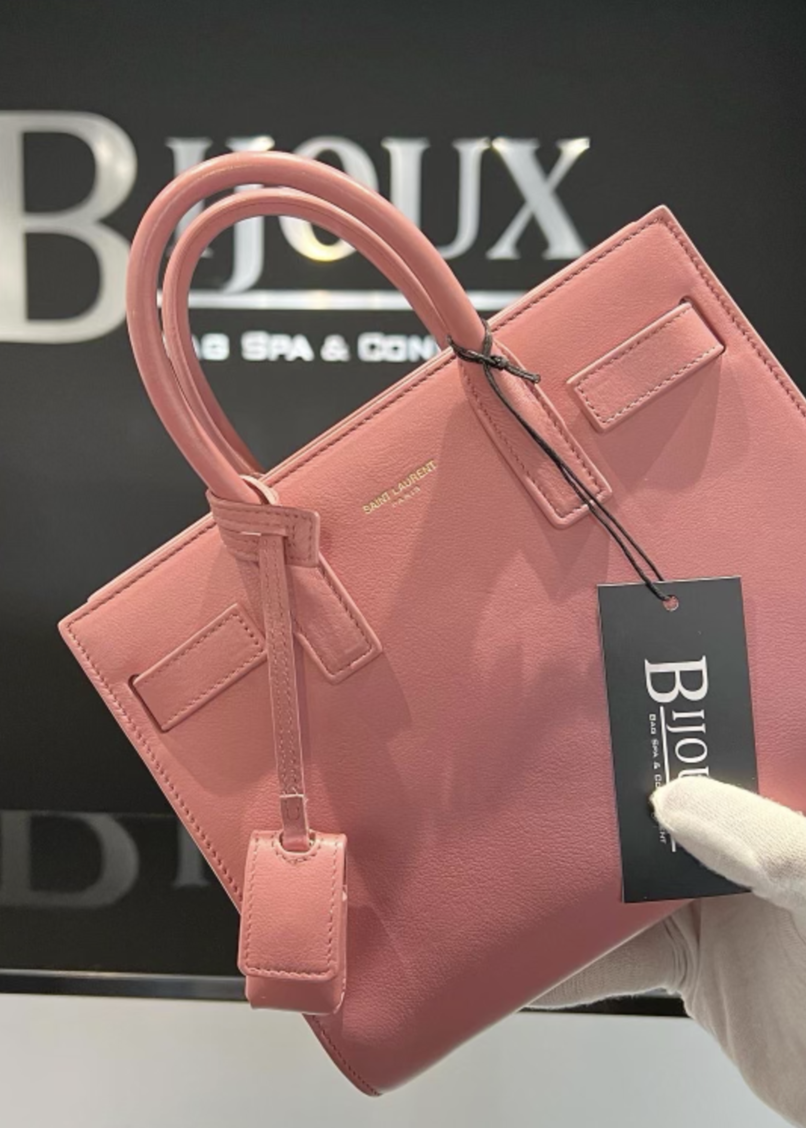 Saint Laurent SOLD - Saint Laurent Sac De Jour Nano- Mauve