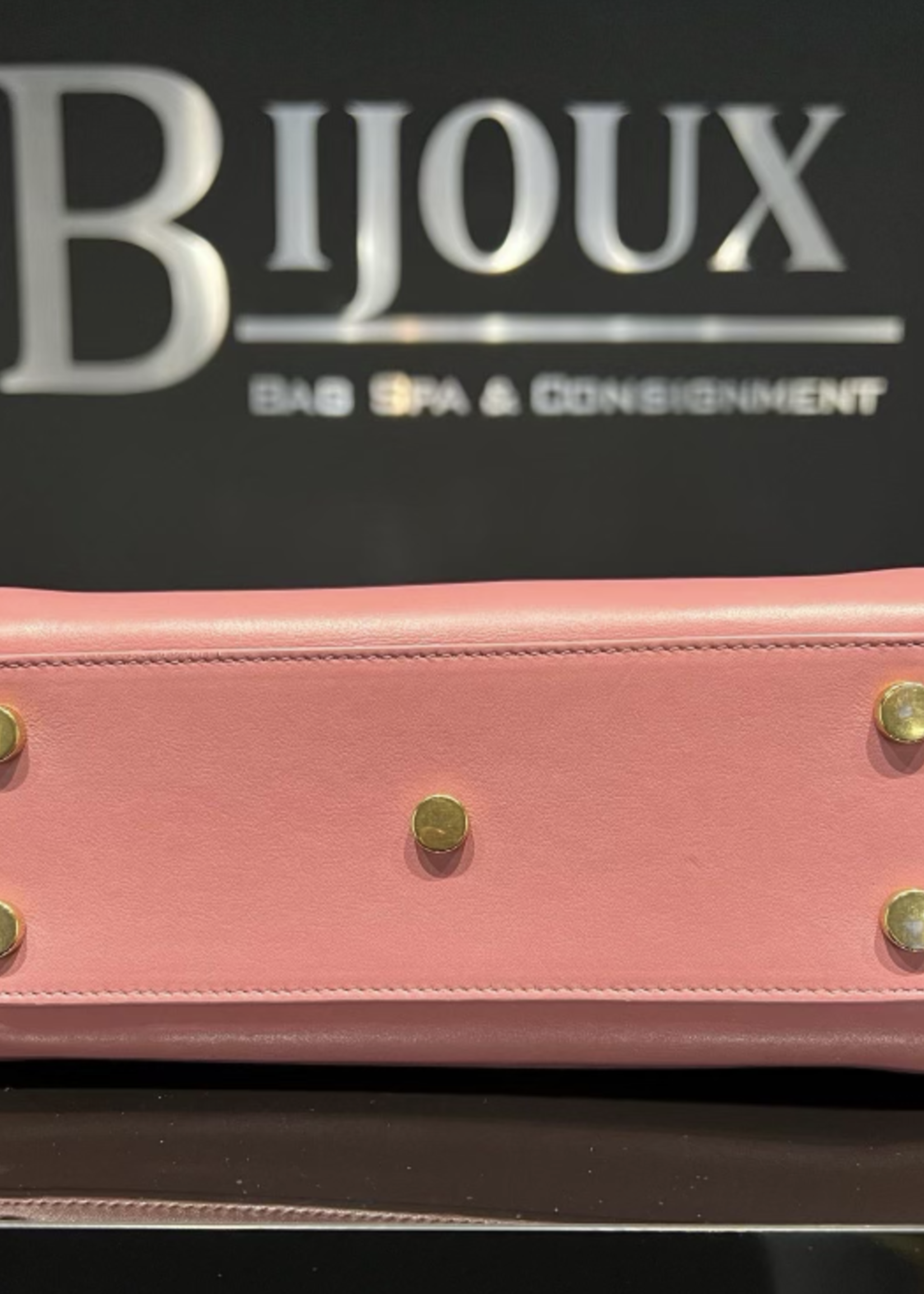 Saint Laurent SOLD - Saint Laurent Sac De Jour Nano- Mauve