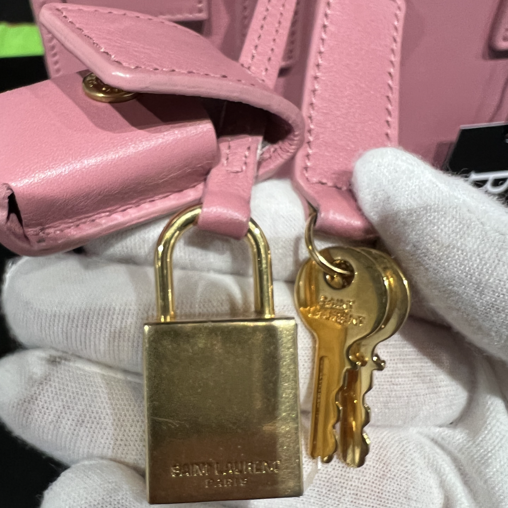 Saint Laurent SOLD - Saint Laurent Sac De Jour Nano- Mauve