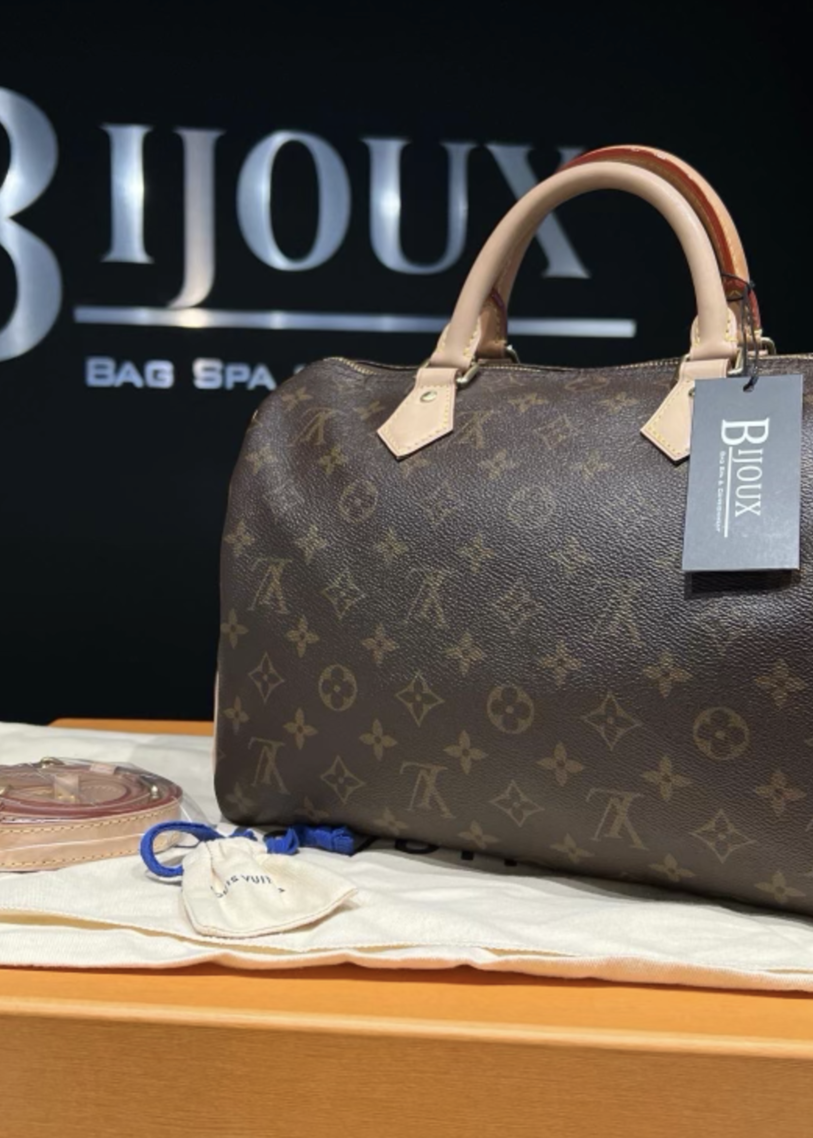 Louis Vuitton SOLD - Louis Vuitton Speedy 30 Bandouliere Monogram