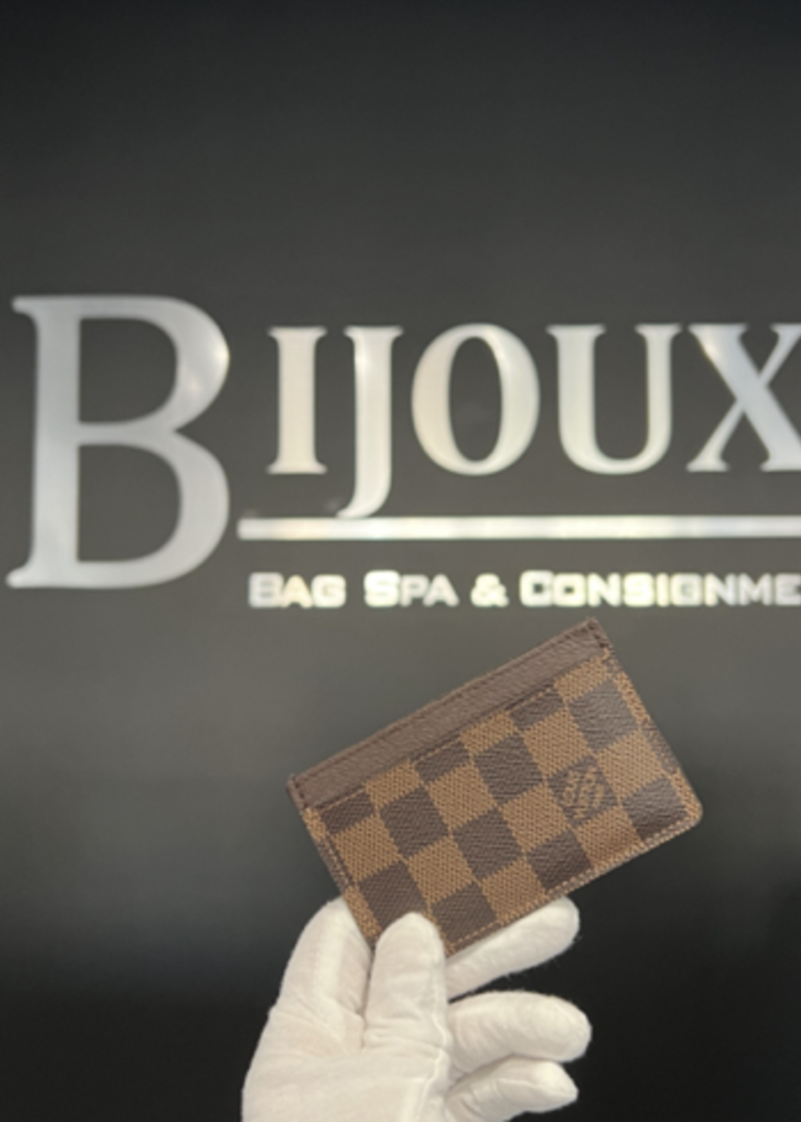 Louis Vuitton SOLD - LOUIS VUITTON DAMIER EBENE CARDHOLDER