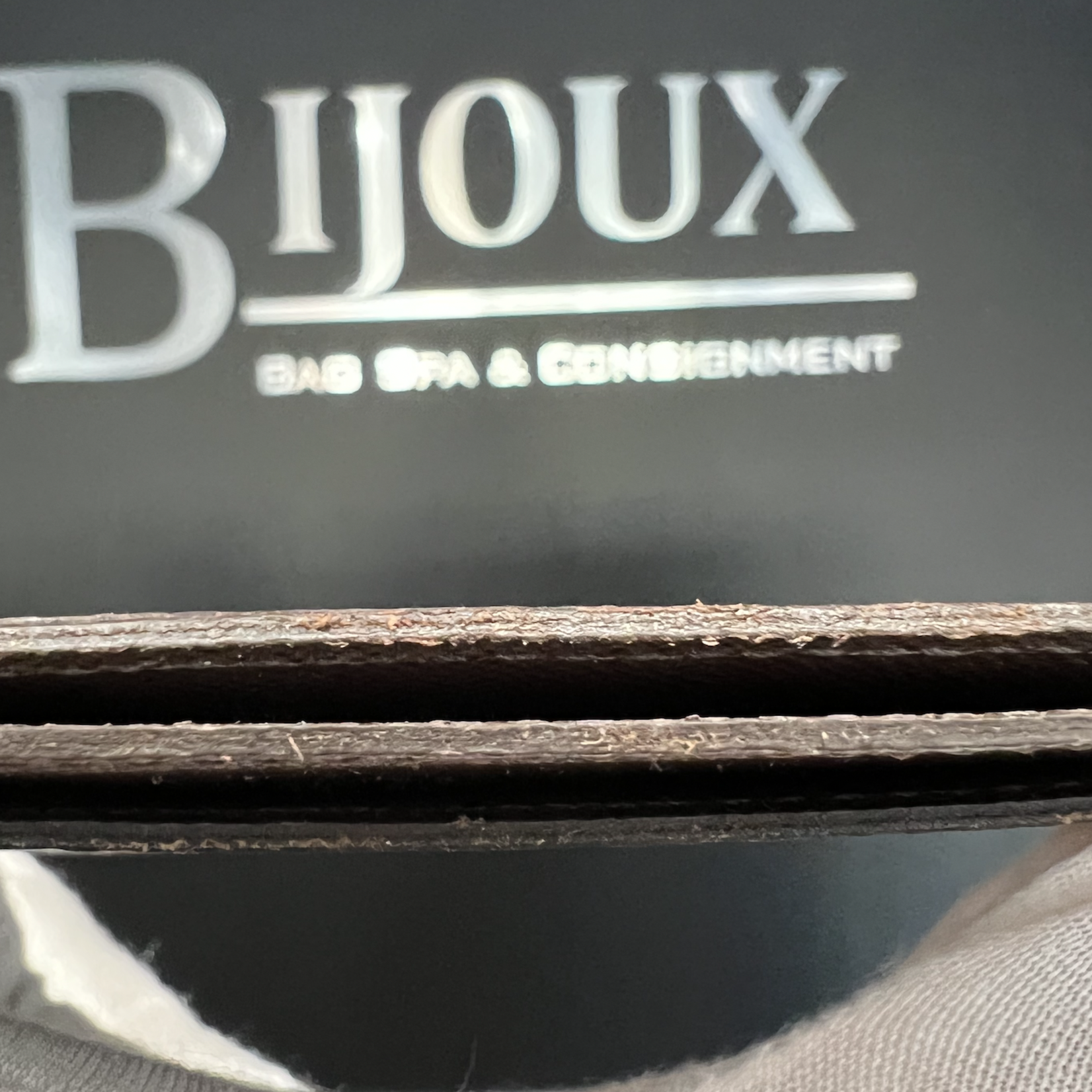 Louis Vuitton SOLD - LOUIS VUITTON DAMIER EBENE CARDHOLDER