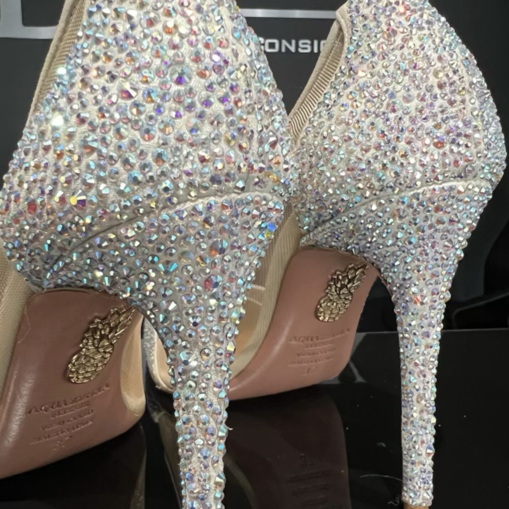 Aquazzura Aquazzura Cara Mia Swarovski Pumps- 37