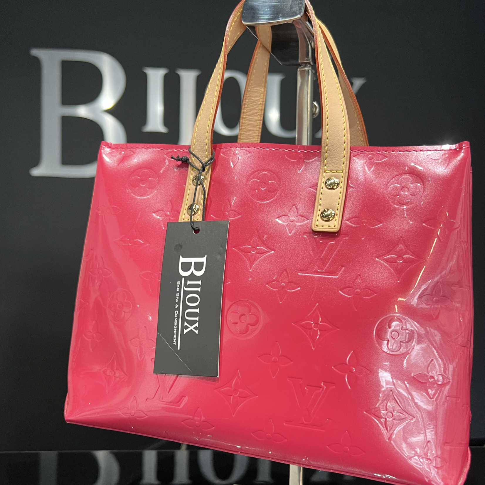 Louis Vuitton SOLD - Louis Vuitton Reade PM (Pink)