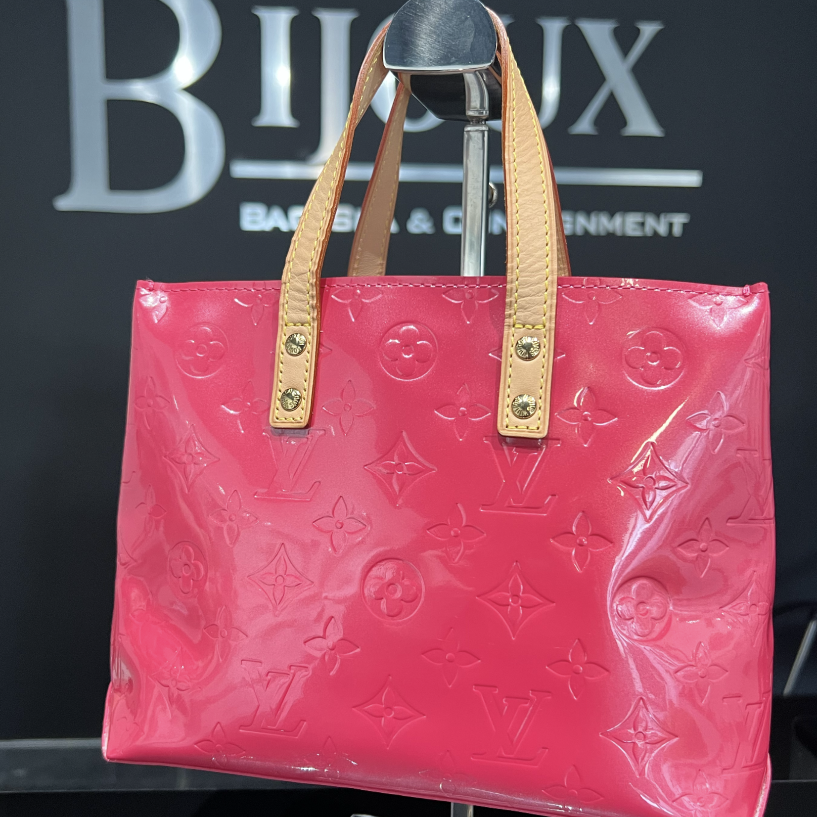 Louis Vuitton SOLD - Louis Vuitton Reade PM (Pink)