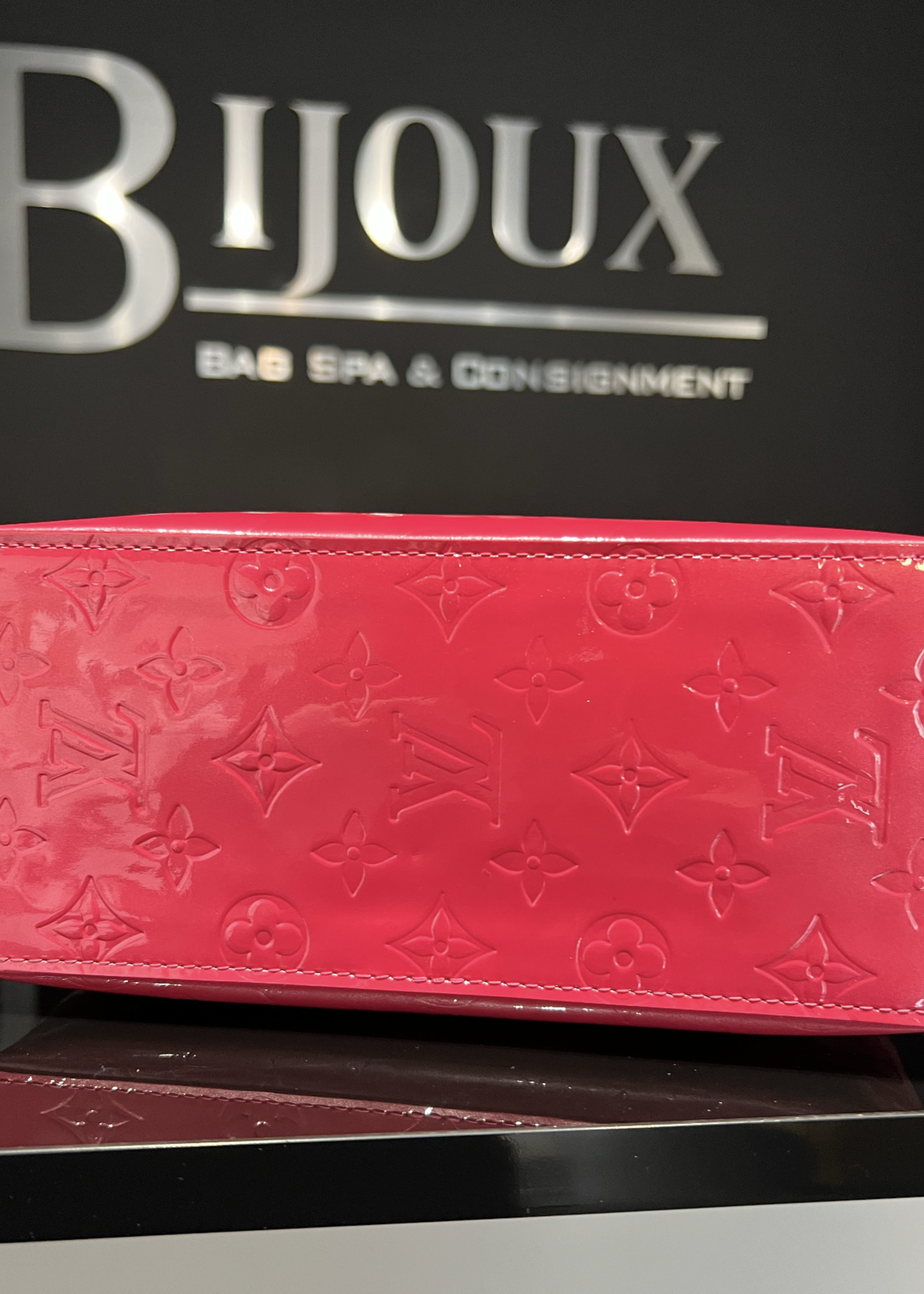 Louis Vuitton SOLD - Louis Vuitton Reade PM (Pink)