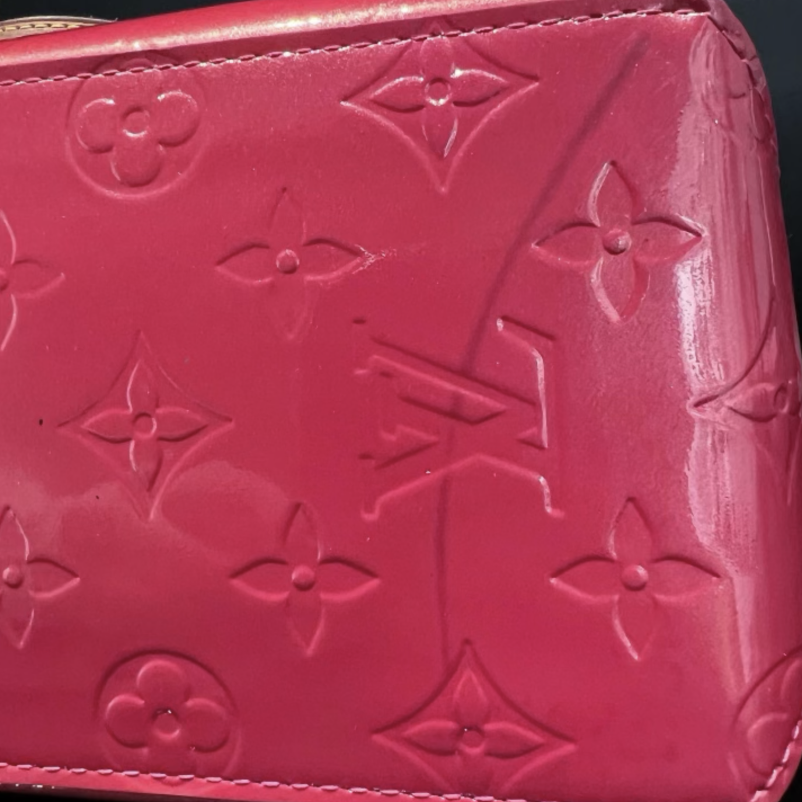 Louis Vuitton SOLD - Louis Vuitton Reade PM (Raspberry)