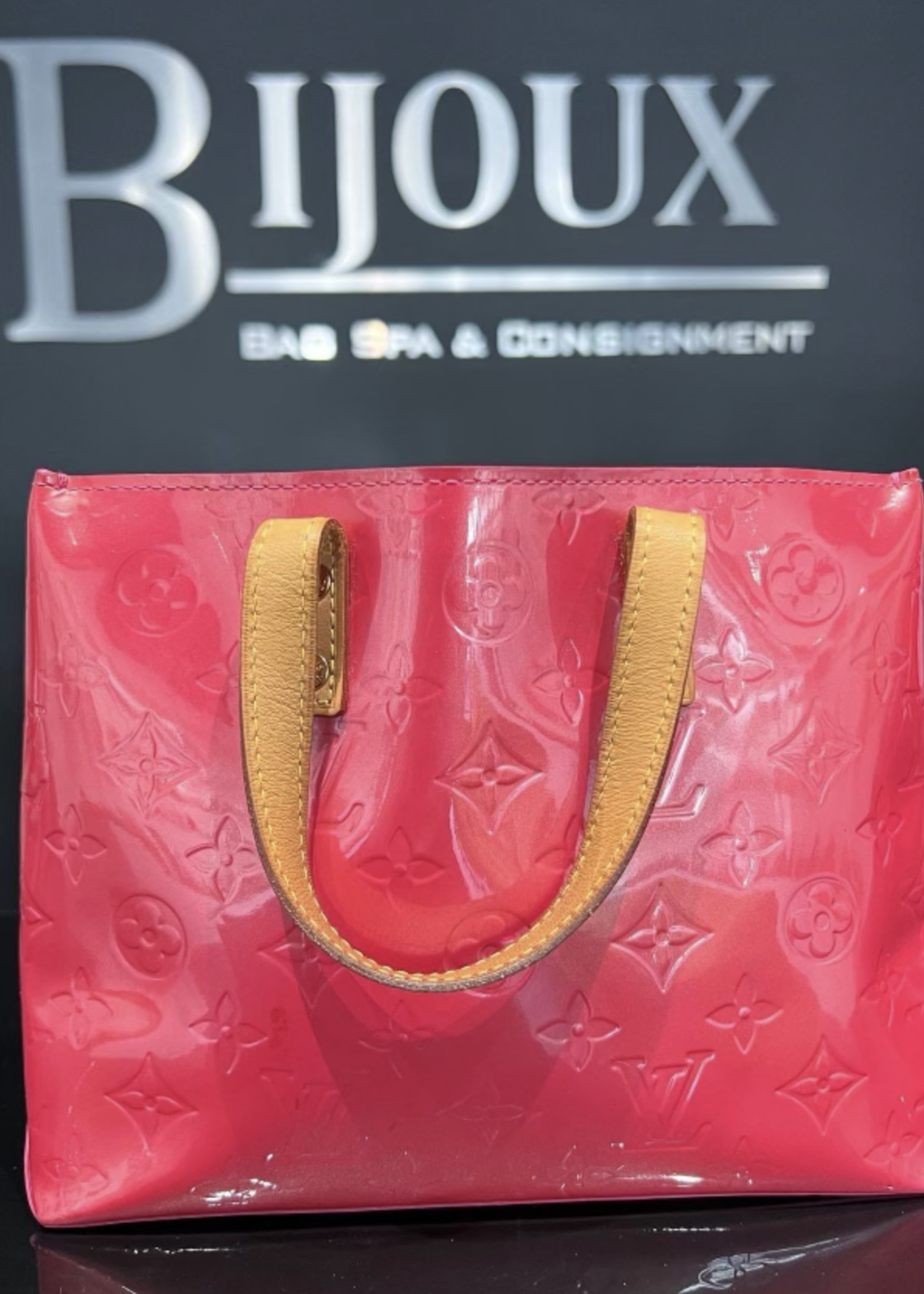 Louis Vuitton Reade PM (Raspberry) - Bijoux Bag Spa & Consignment