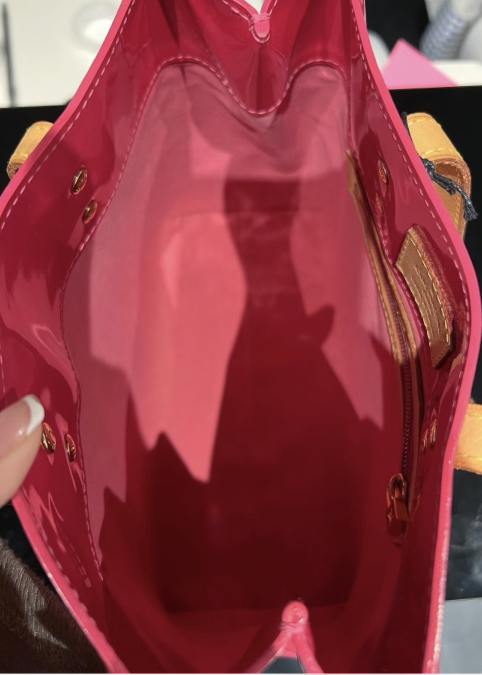 Louis Vuitton SOLD - Louis Vuitton Reade PM (Raspberry)