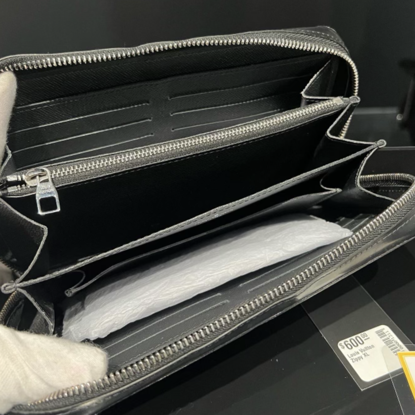Louis Vuitton SOLD - Louis Vuitton Zippy XL