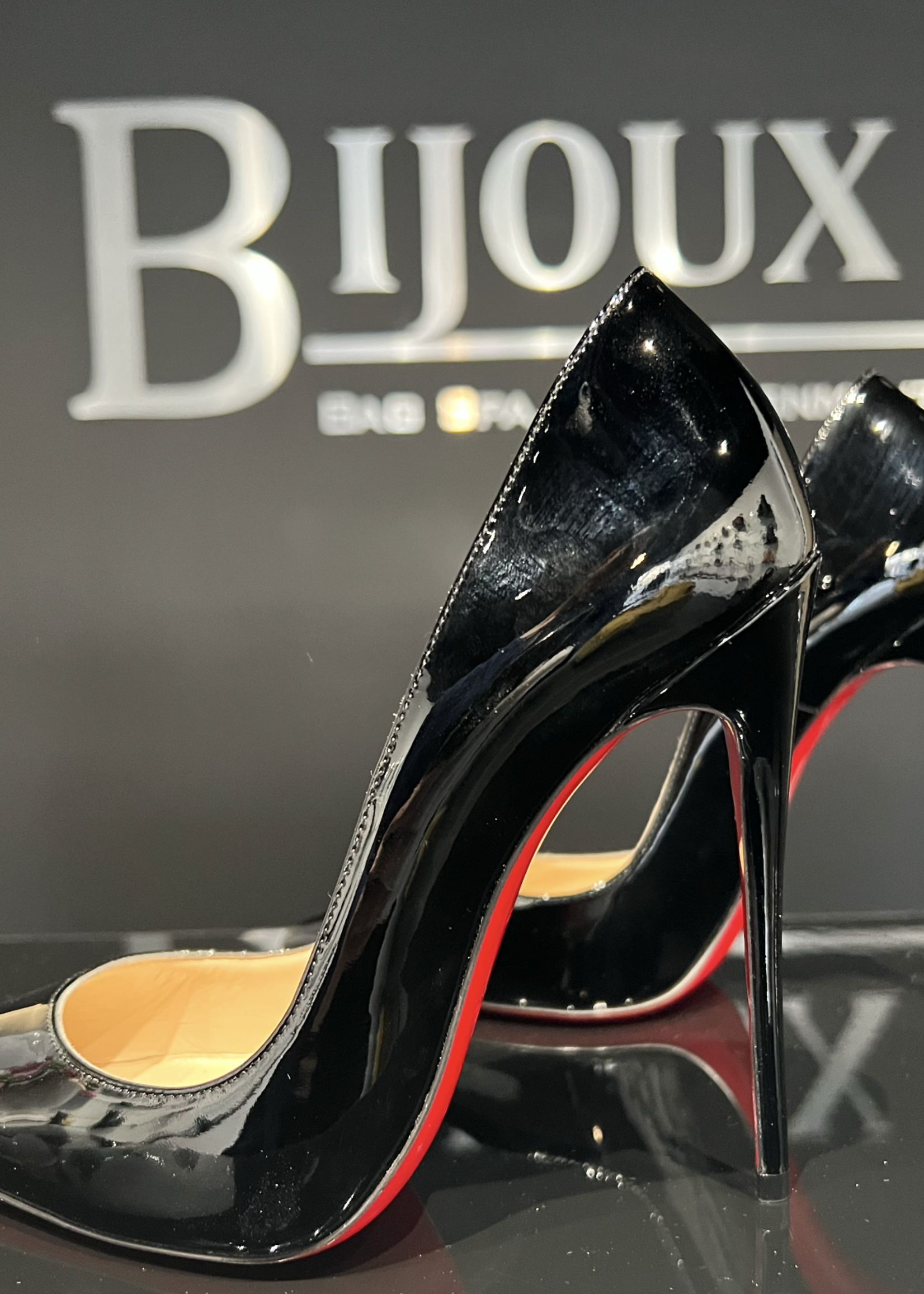 Christian Louboutin SOLD - Christian Louboutin 120 So Kate Patent - Size 38