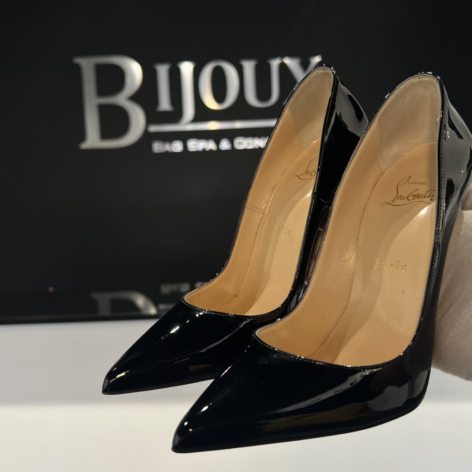Louboutin 38 shop