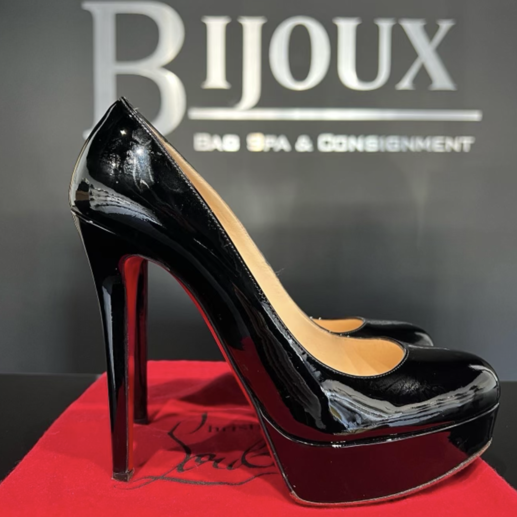 Christian Louboutin SOLD - Christian Louboutin Bianca 120 Patent Pumps - 38.5