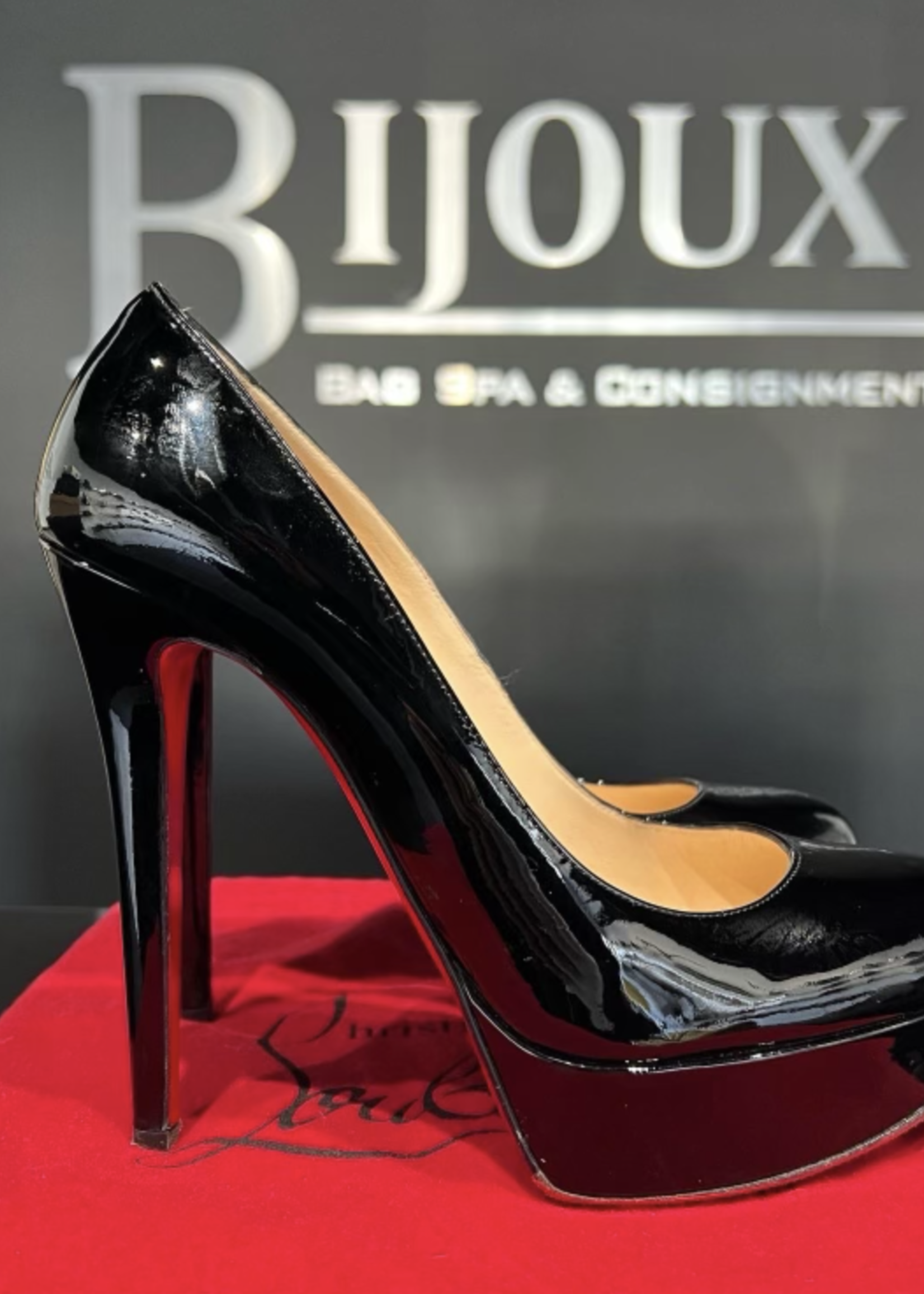 Christian Louboutin SOLD - Christian Louboutin Bianca 120 Patent Pumps - 38.5