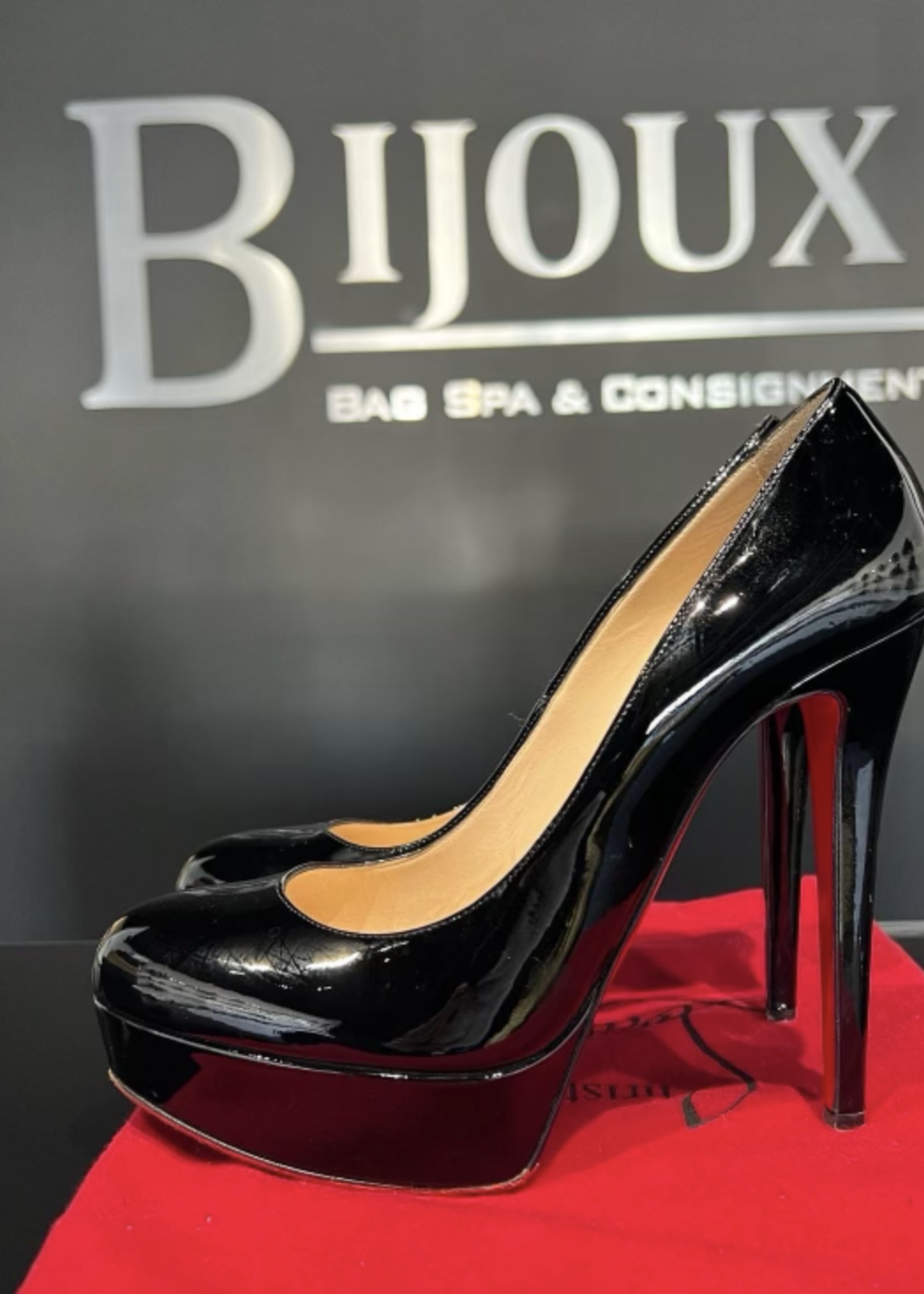 Christian Louboutin SOLD - Christian Louboutin Bianca 120 Patent Pumps - 38.5