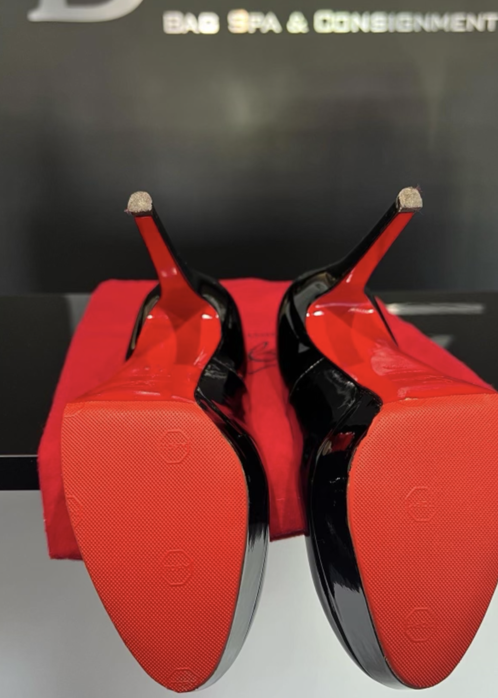 Christian Louboutin SOLD - Christian Louboutin Bianca 120 Patent Pumps - 38.5