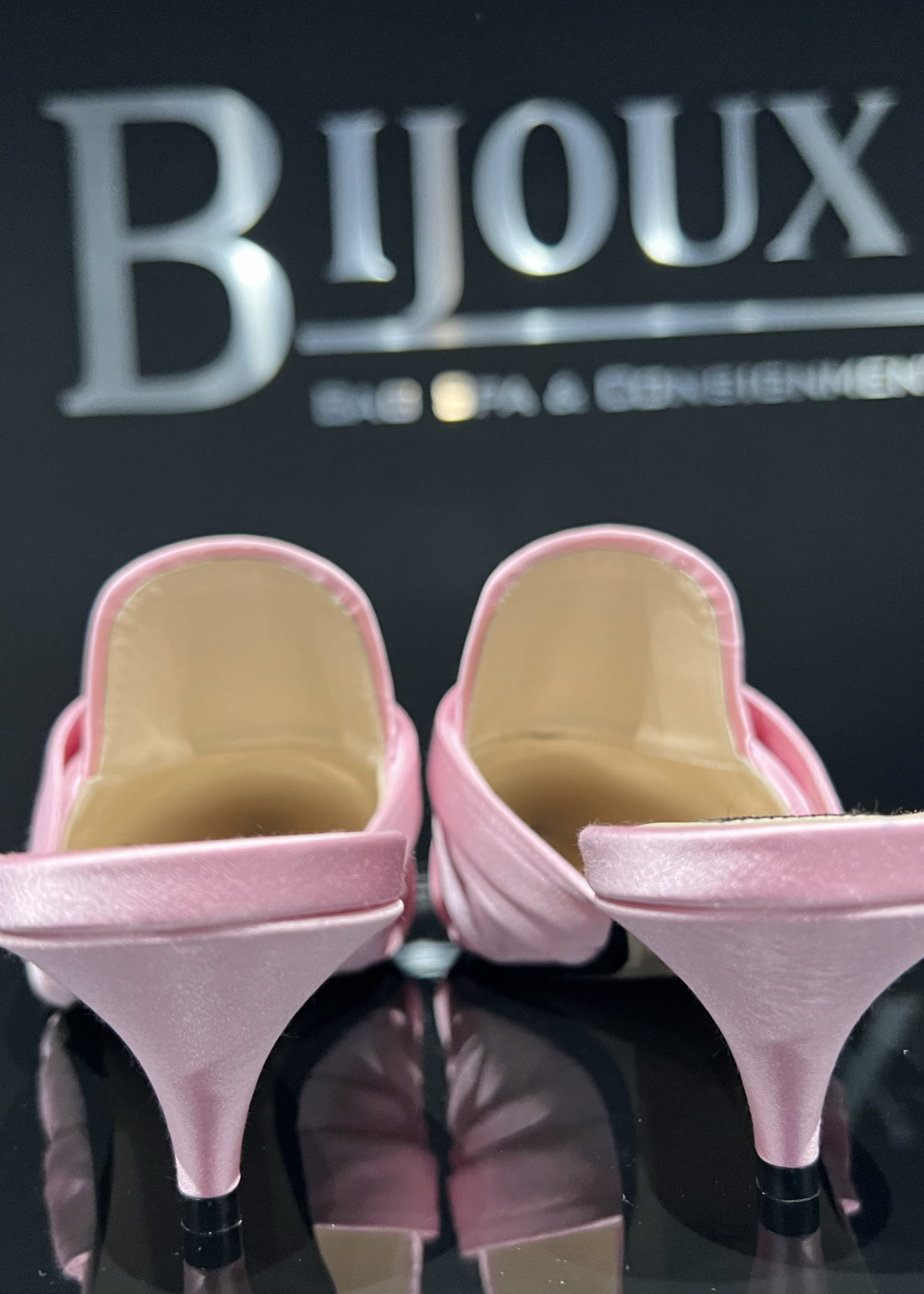 N21 Pink Knot Satin Mules- 39