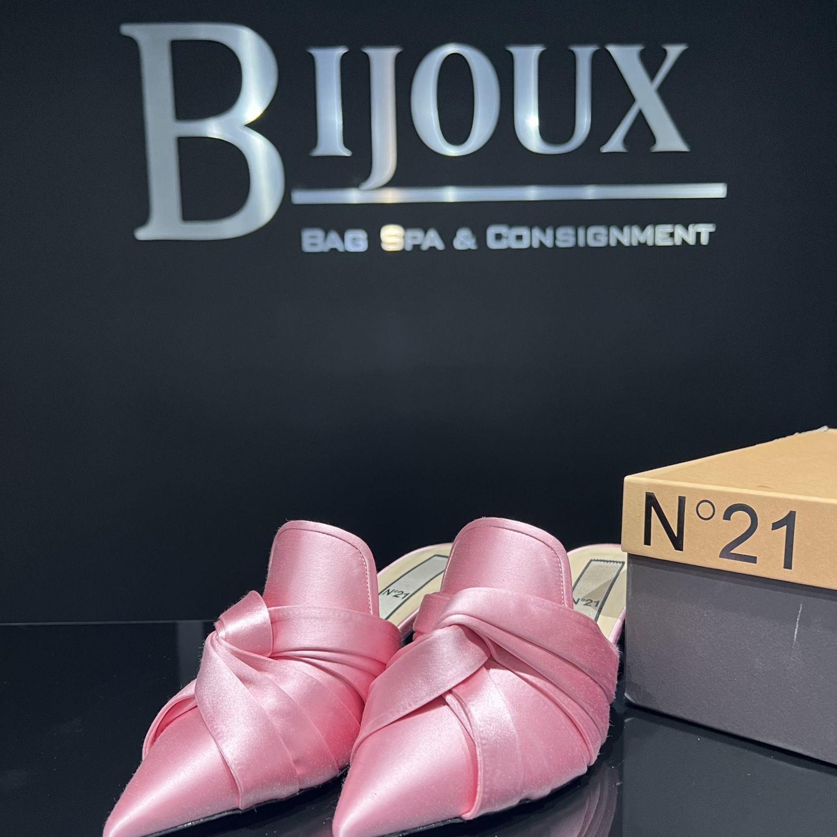 N21 N21 Pink Knot Satin Mules- 39