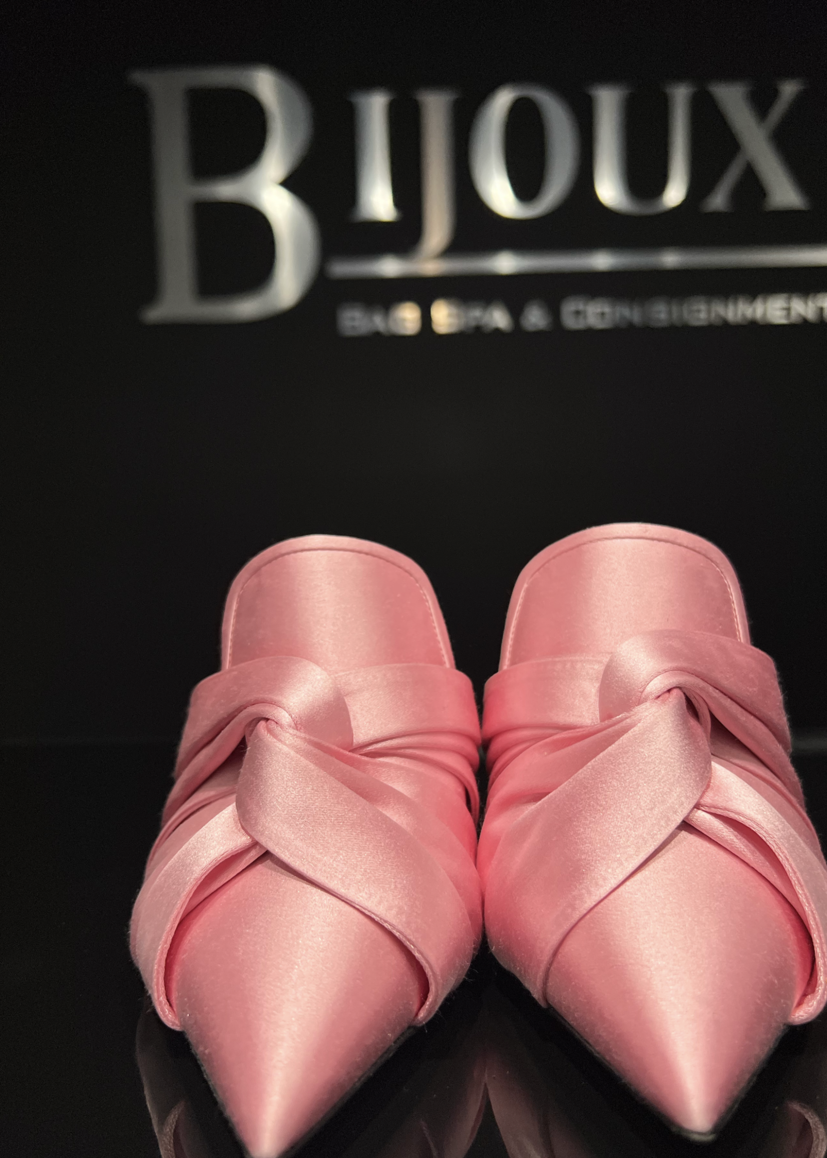 N21 Pink Knot Satin Mules- 39