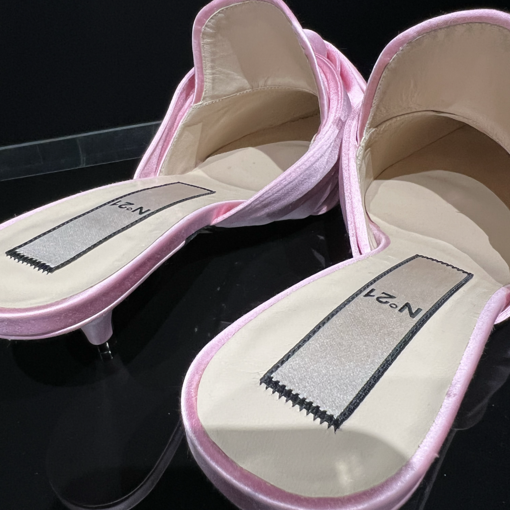 N21 N21 Pink Knot Satin Mules- 39