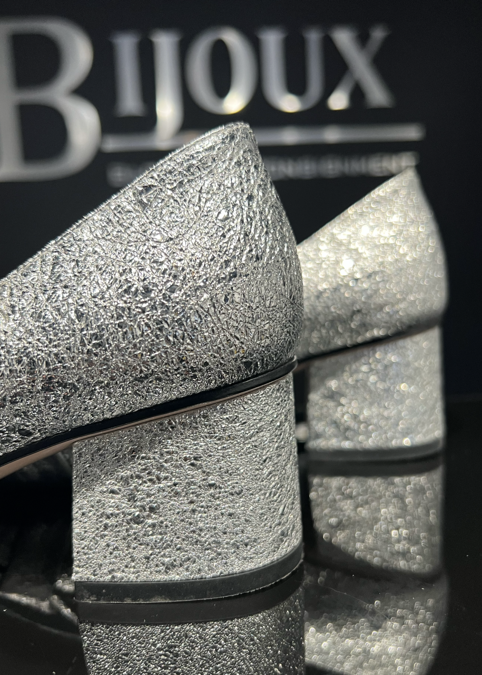 Gucci SOLD - Gucci Metallic Foil Marmont Loafers- 38