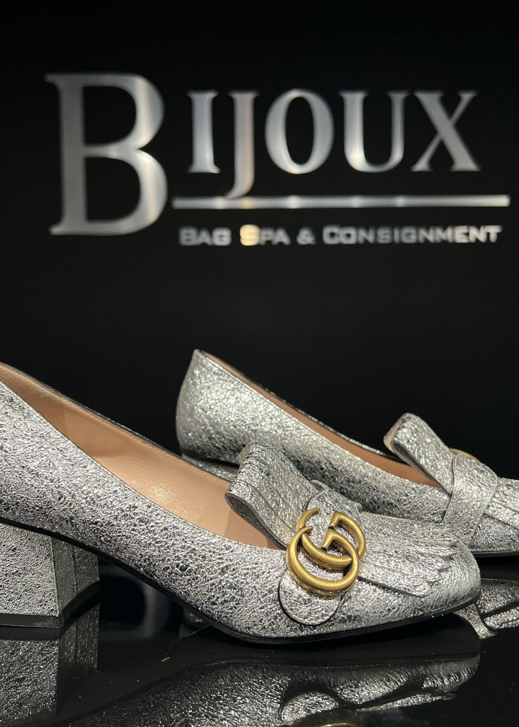 Gucci SOLD - Gucci Metallic Foil Marmont Loafers- 38