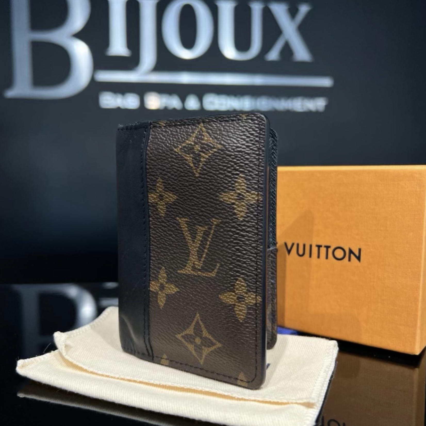 Louis Vuitton SOLD - Louis Vuitton Monogram Pocket Organizer