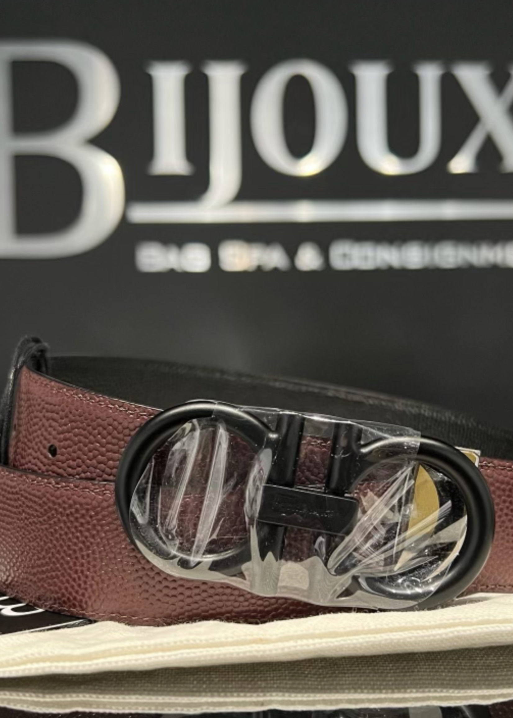 Salvatore Ferragamo Salvatore Ferragamo Reversible Black/Brown Belt 100