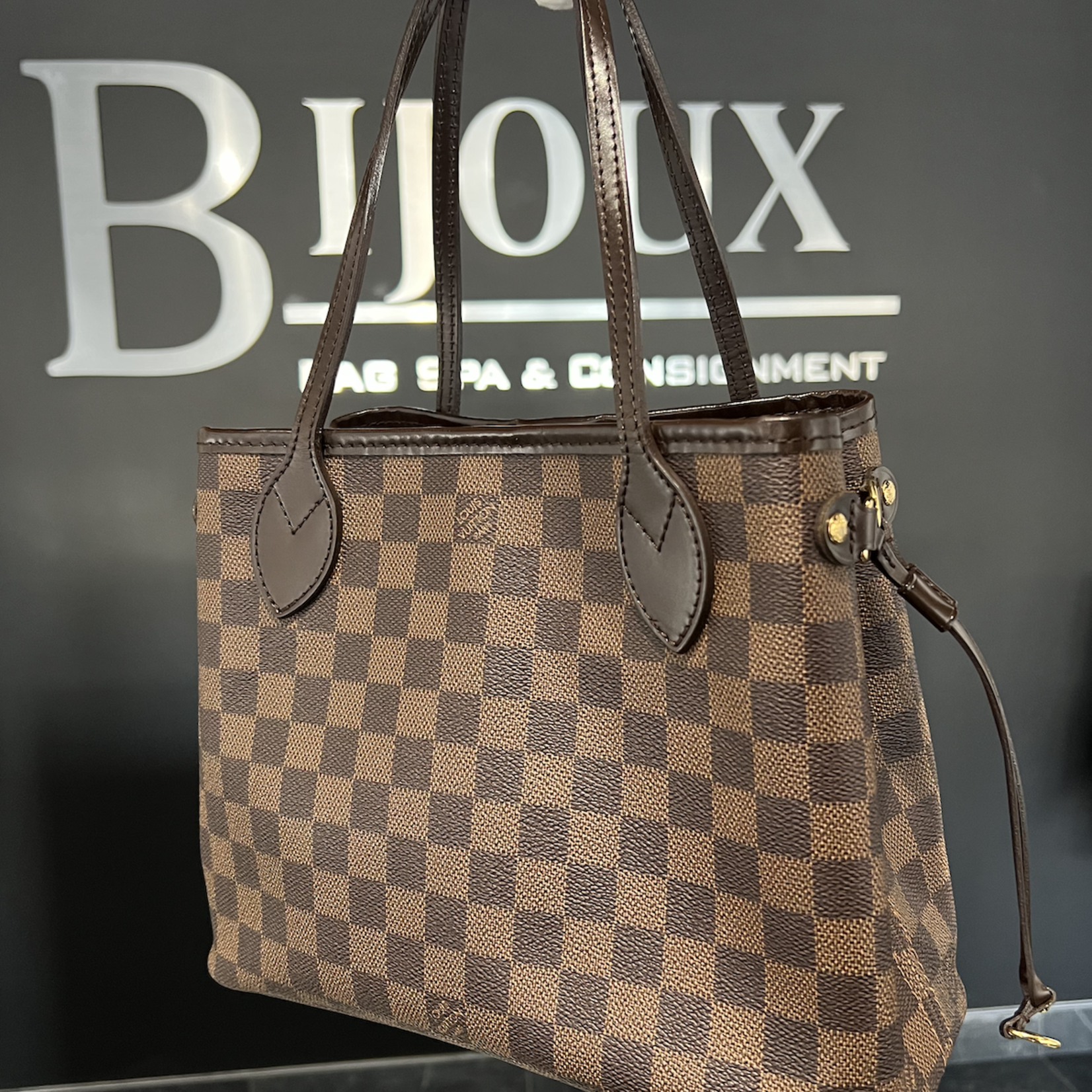 Louis Vuitton SOLD - Louis Vuitton Neverfull Damier Ebene
