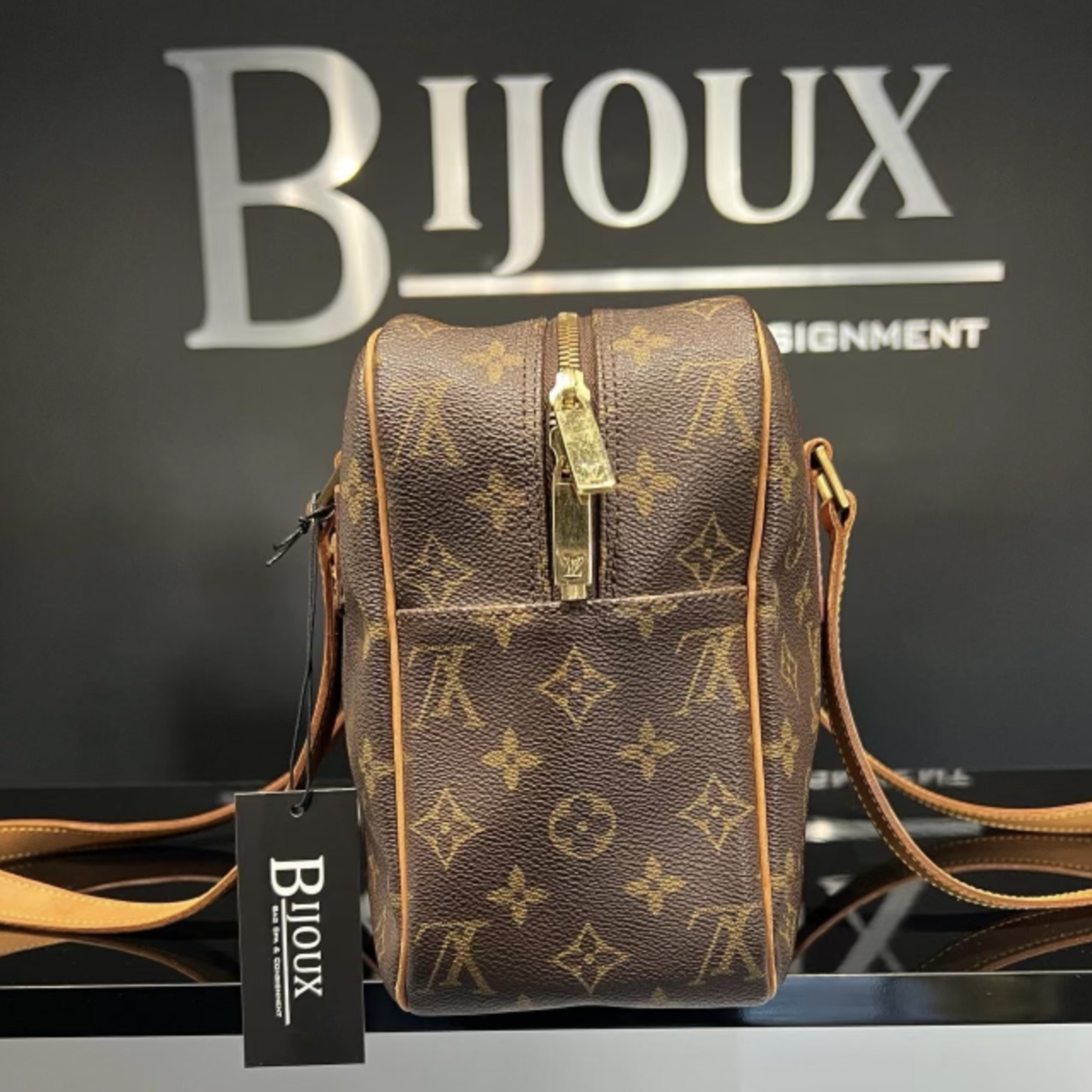 Louis Vuitton SOLD - Louis Vuitton Cite GM