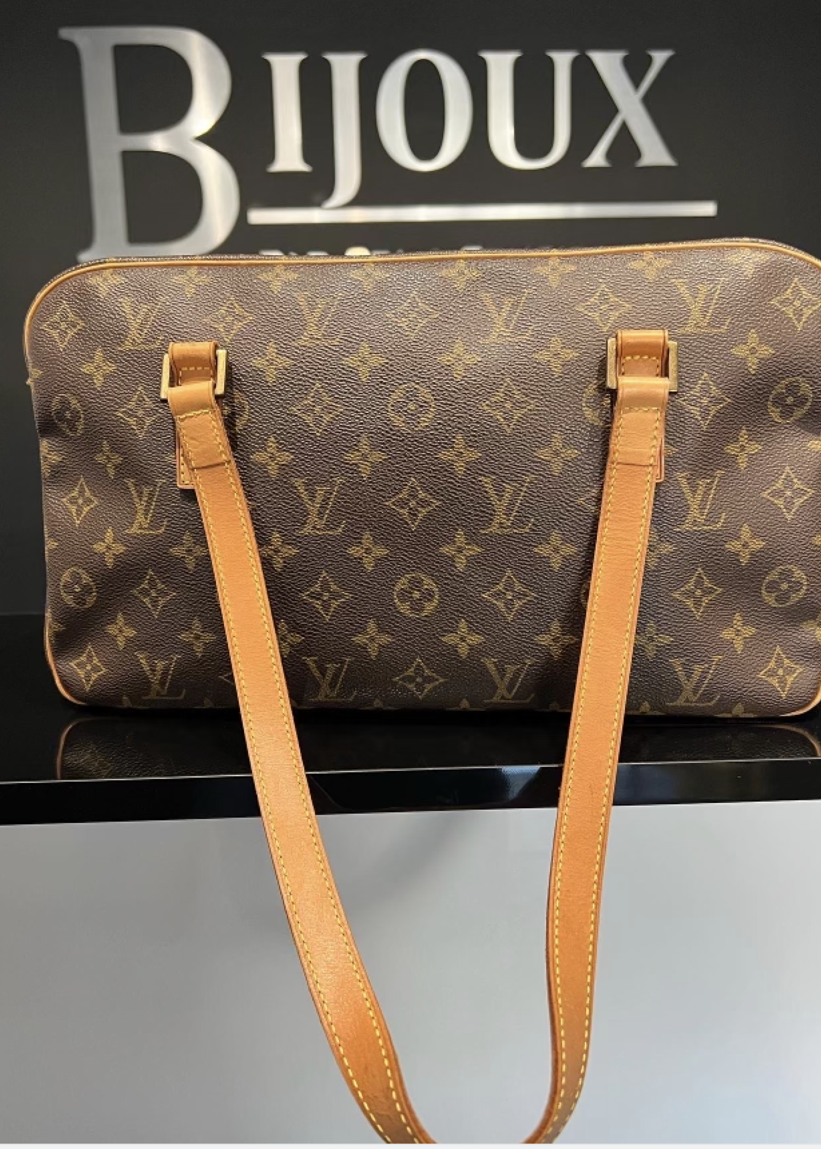 Louis Vuitton SOLD - Louis Vuitton Cite GM