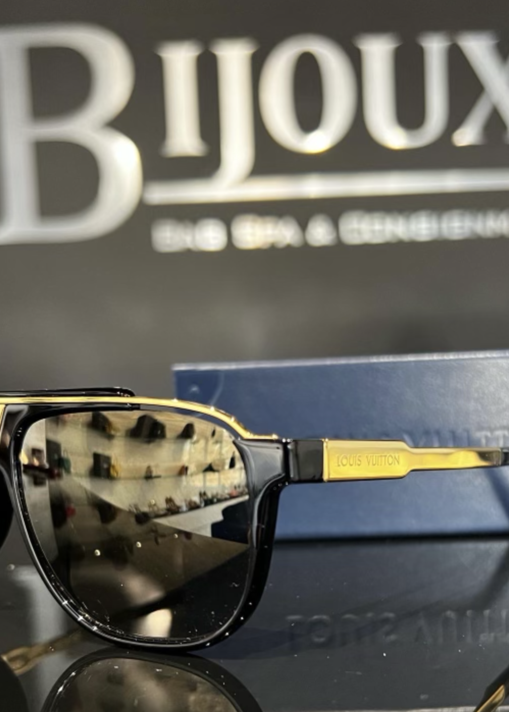 Louis Vuitton Mascot Sunglasses - Bijoux Bag Spa & Consignment