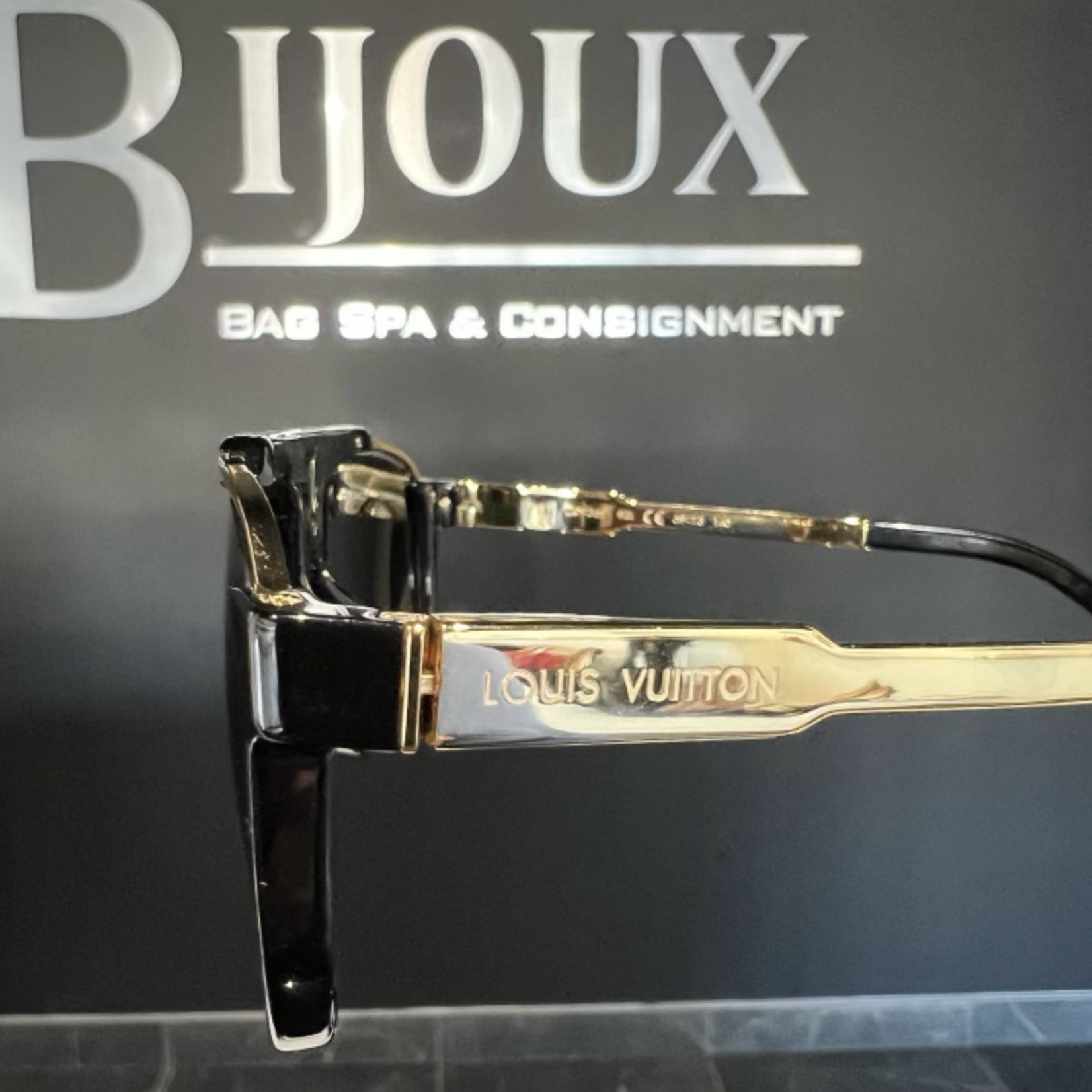 Louis Vuitton Mascot Sunglasses