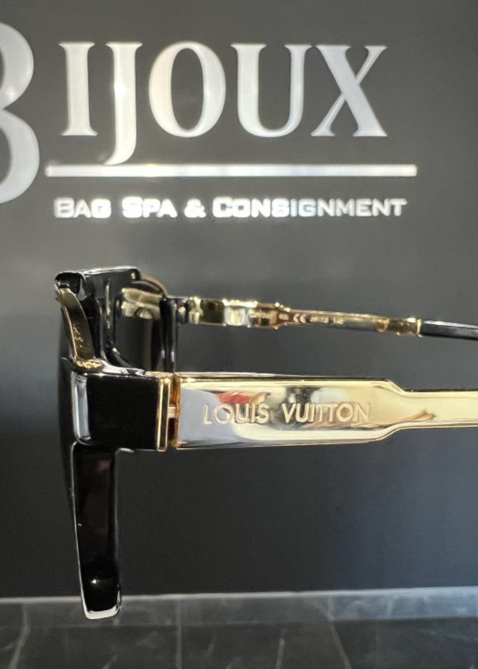 Louis Vuitton SOLD - Louis Vuitton Mascot Sunglasses