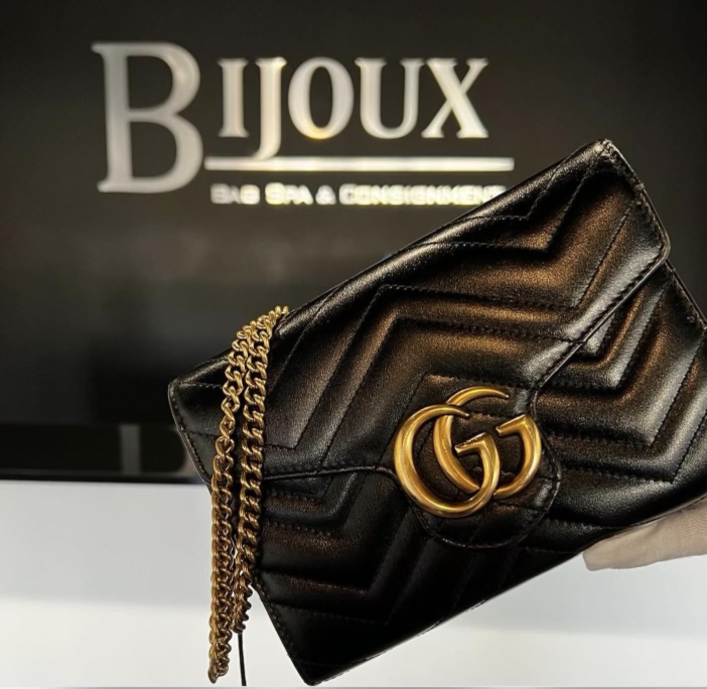 Gucci Marmont Wallet on Chain - Bijoux Bag Spa & Consignment