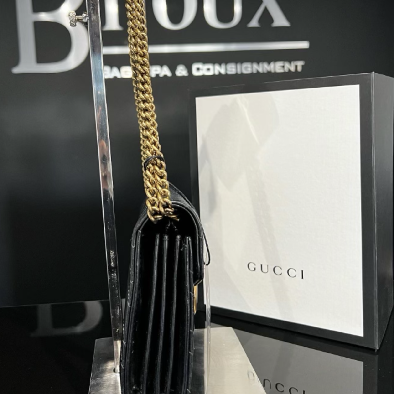 Gucci SOLD - Gucci Marmont Wallet on Chain