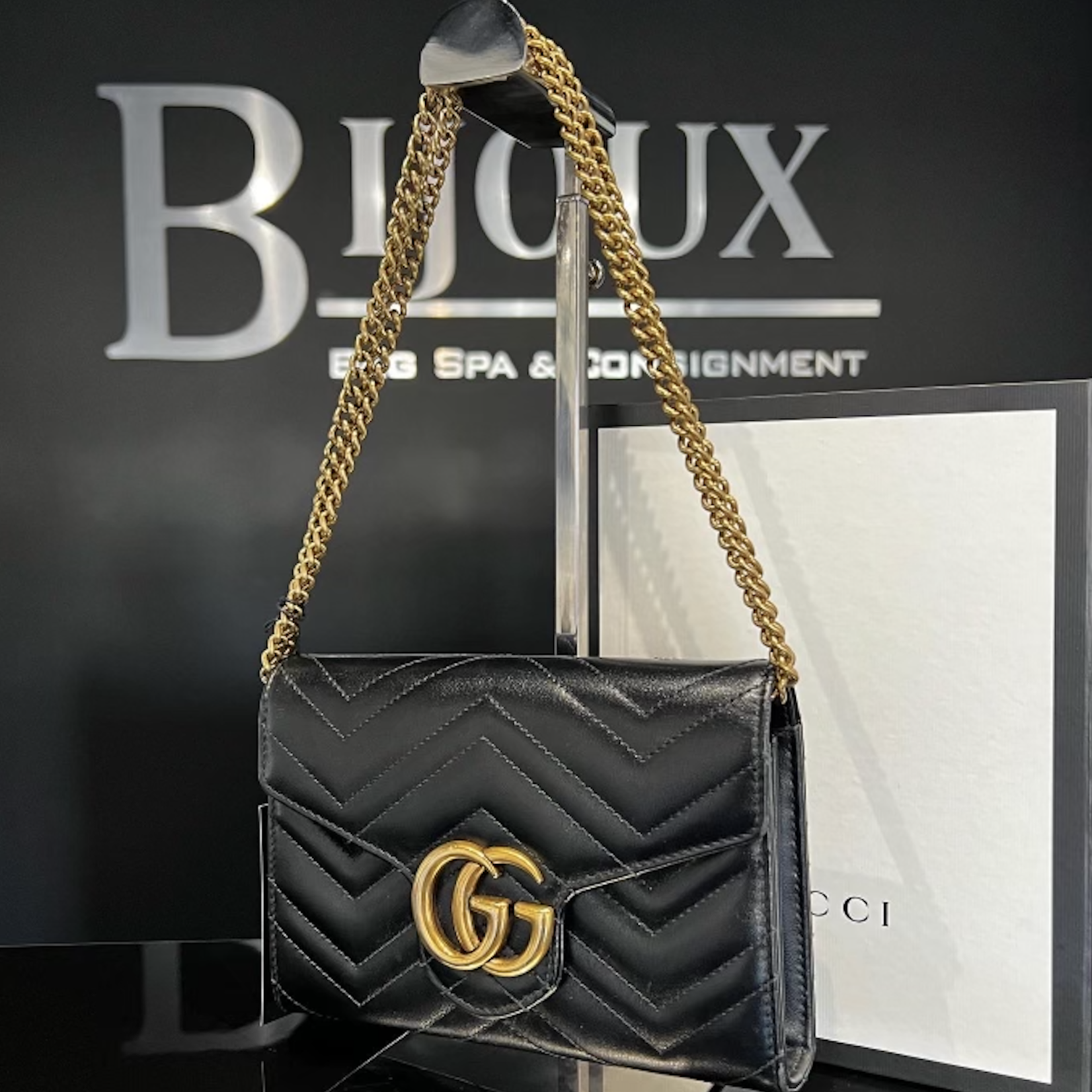 Gucci SOLD - Gucci Marmont Wallet on Chain