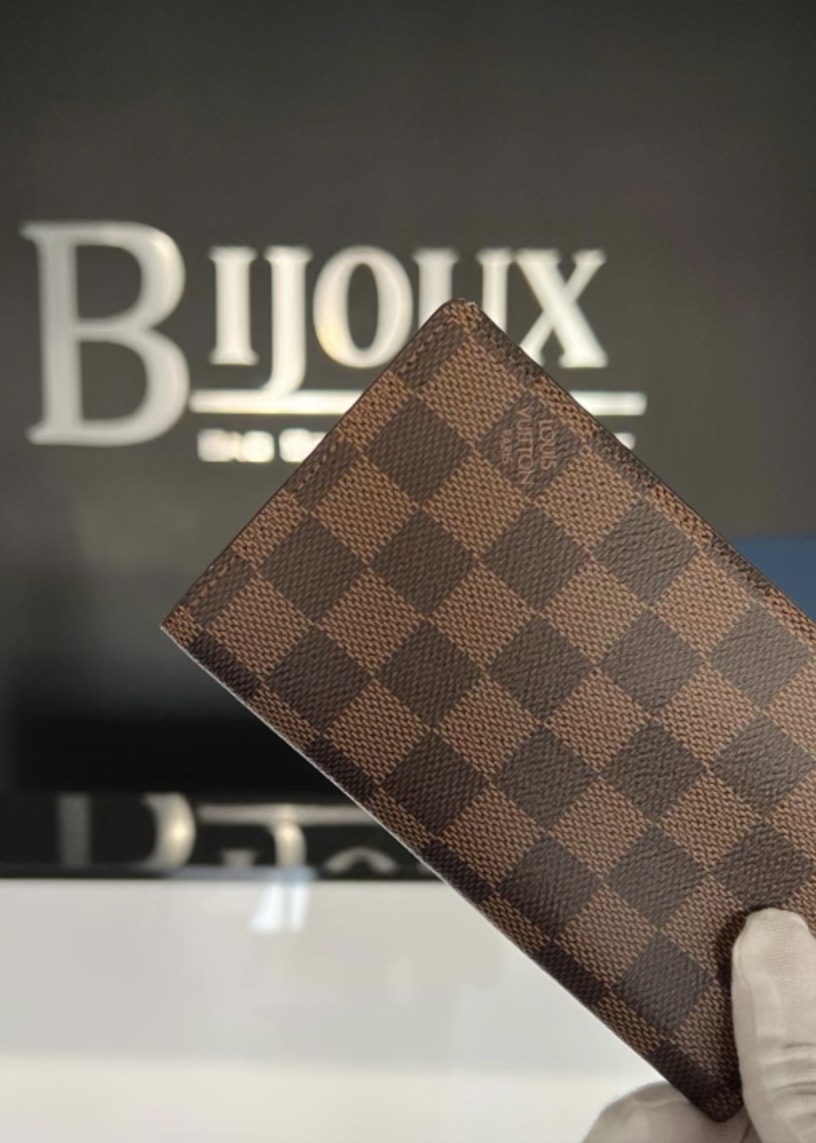 Louis Vuitton SOLD - Louis Vuitton Damier Ebene Agenda Cover