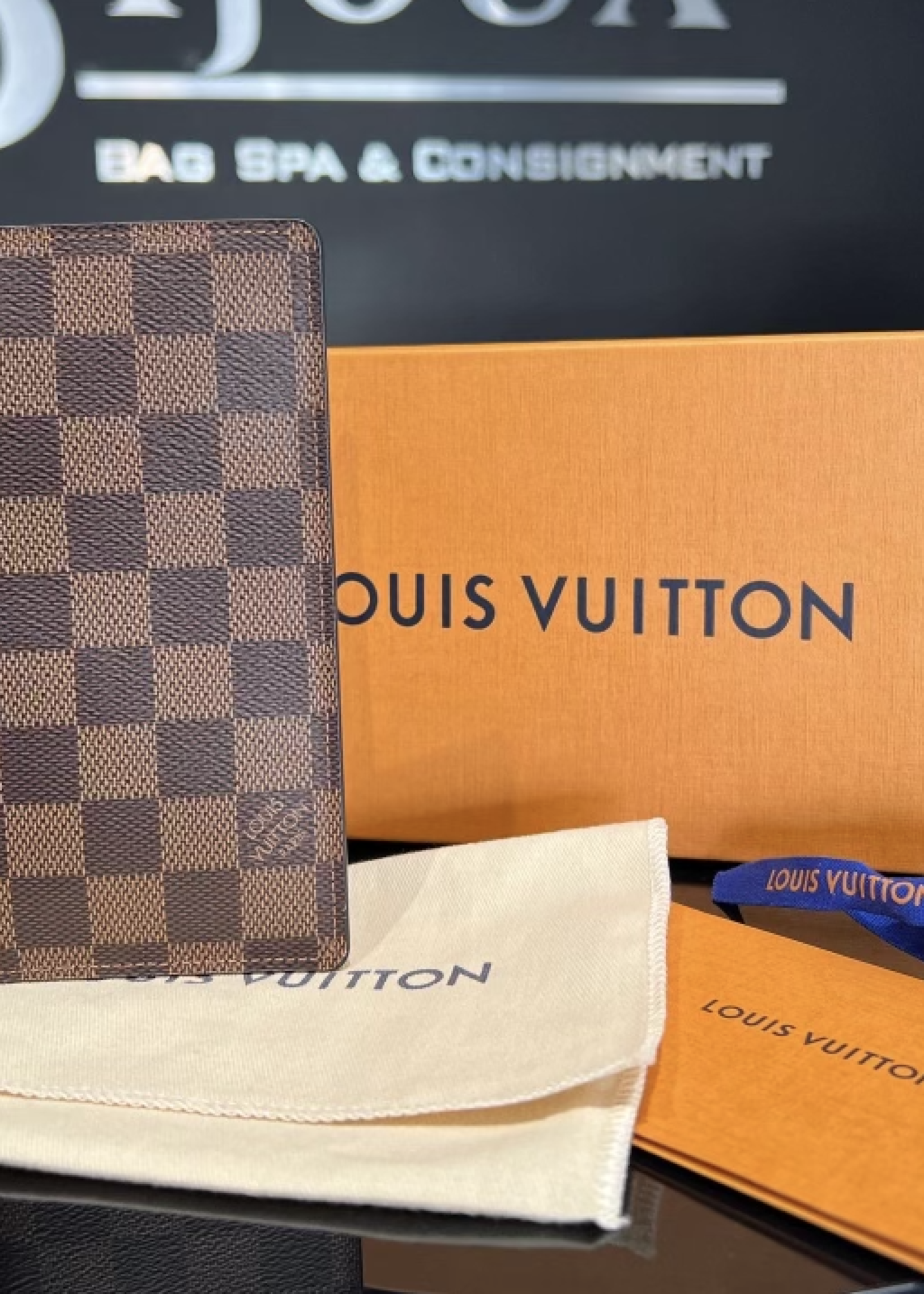 Louis Vuitton SOLD - Louis Vuitton Damier Ebene Agenda Cover