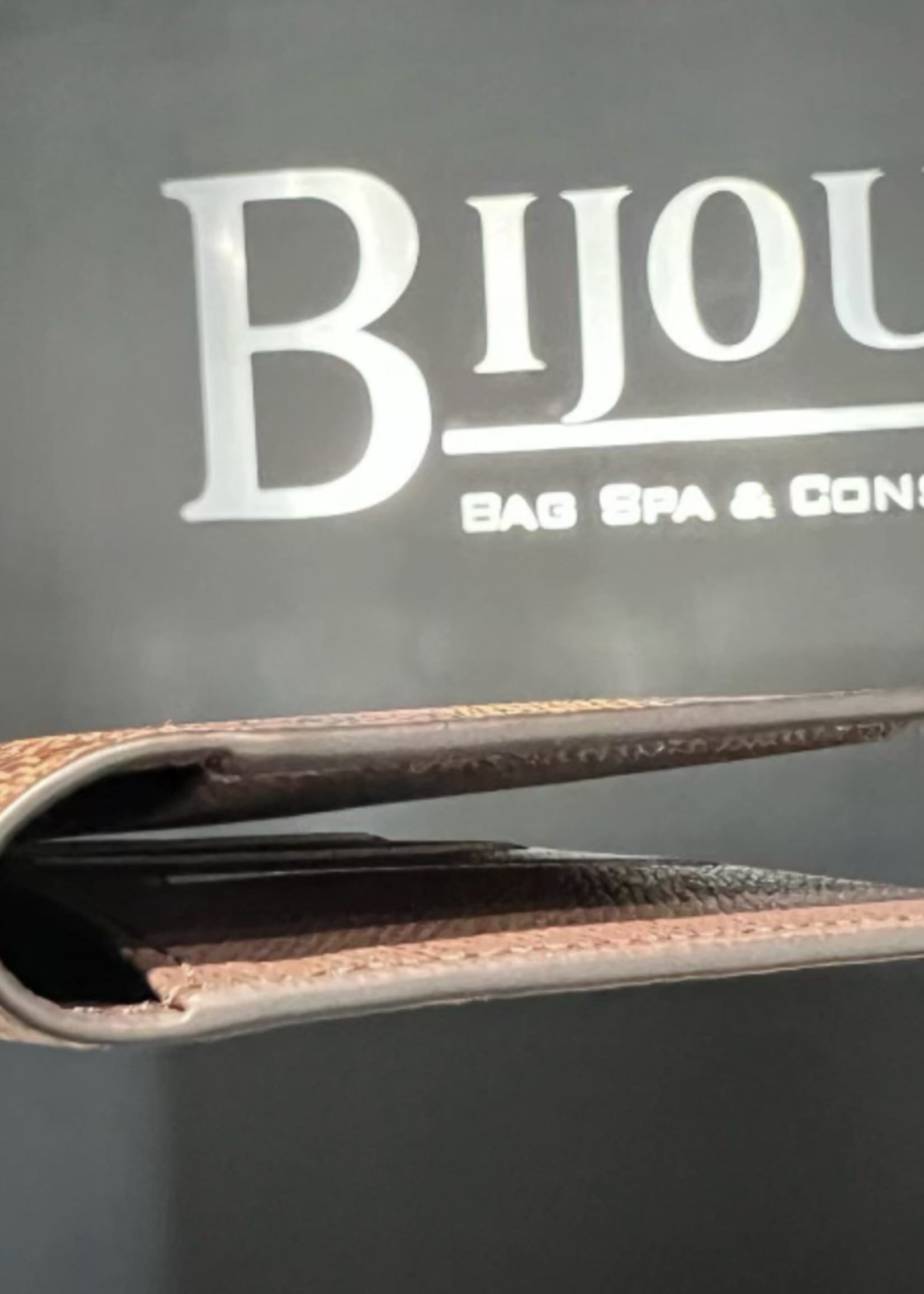 Louis Vuitton SOLD - Louis Vuitton Damier Ebene Agenda Cover