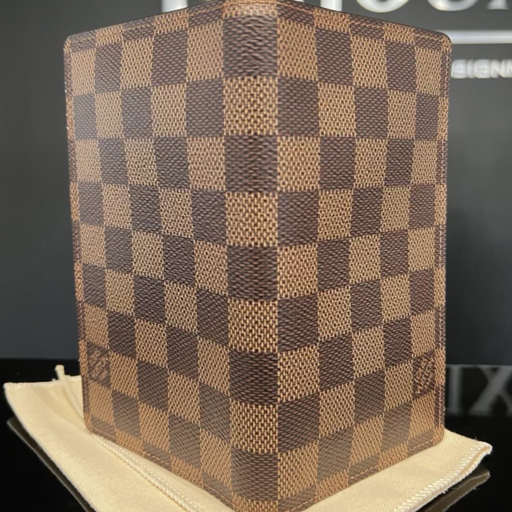 Louis Vuitton SOLD - Louis Vuitton Damier Ebene Agenda Cover