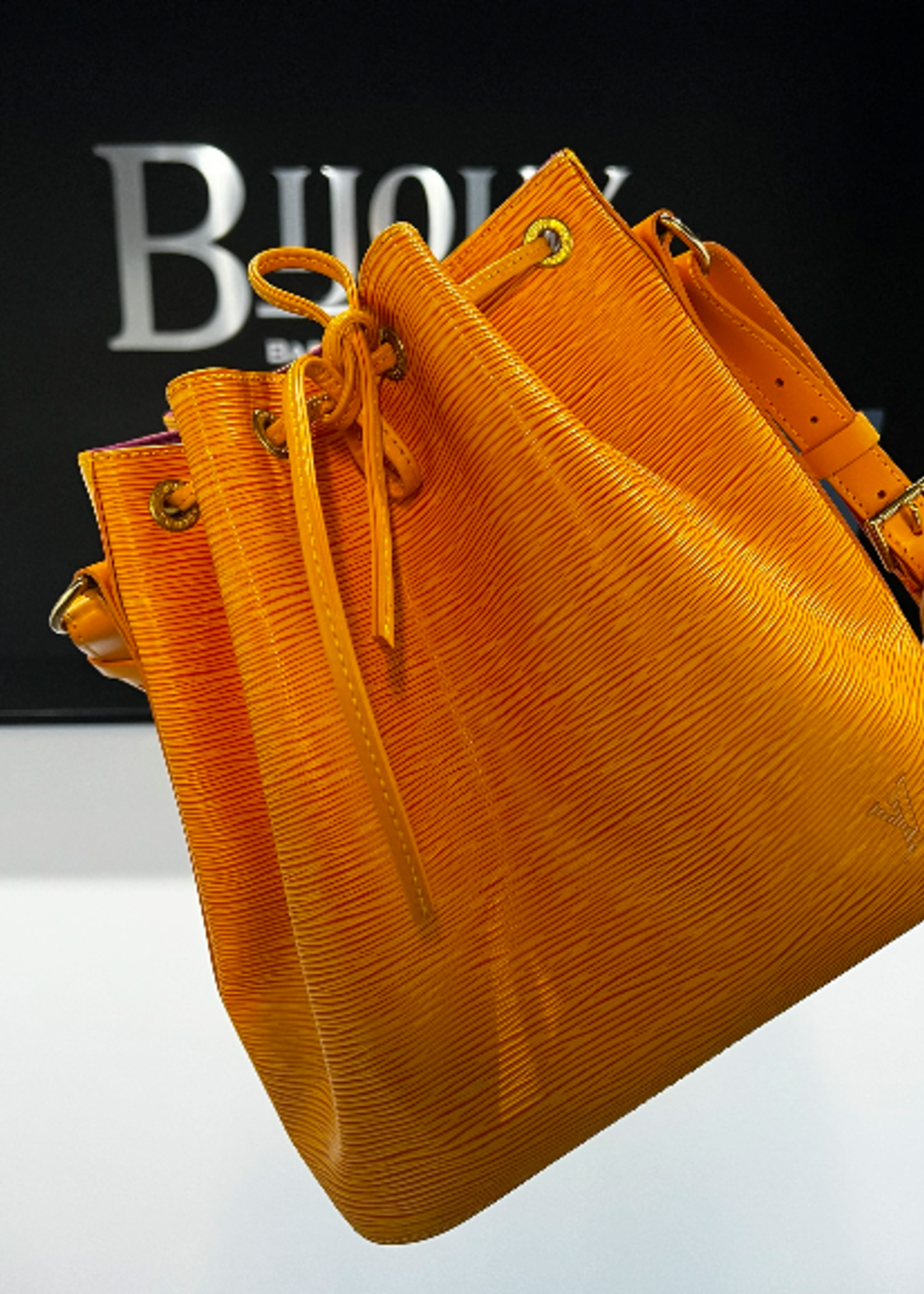 Louis Vuitton SOLD - Louis Vuitton Petite Noe Epi