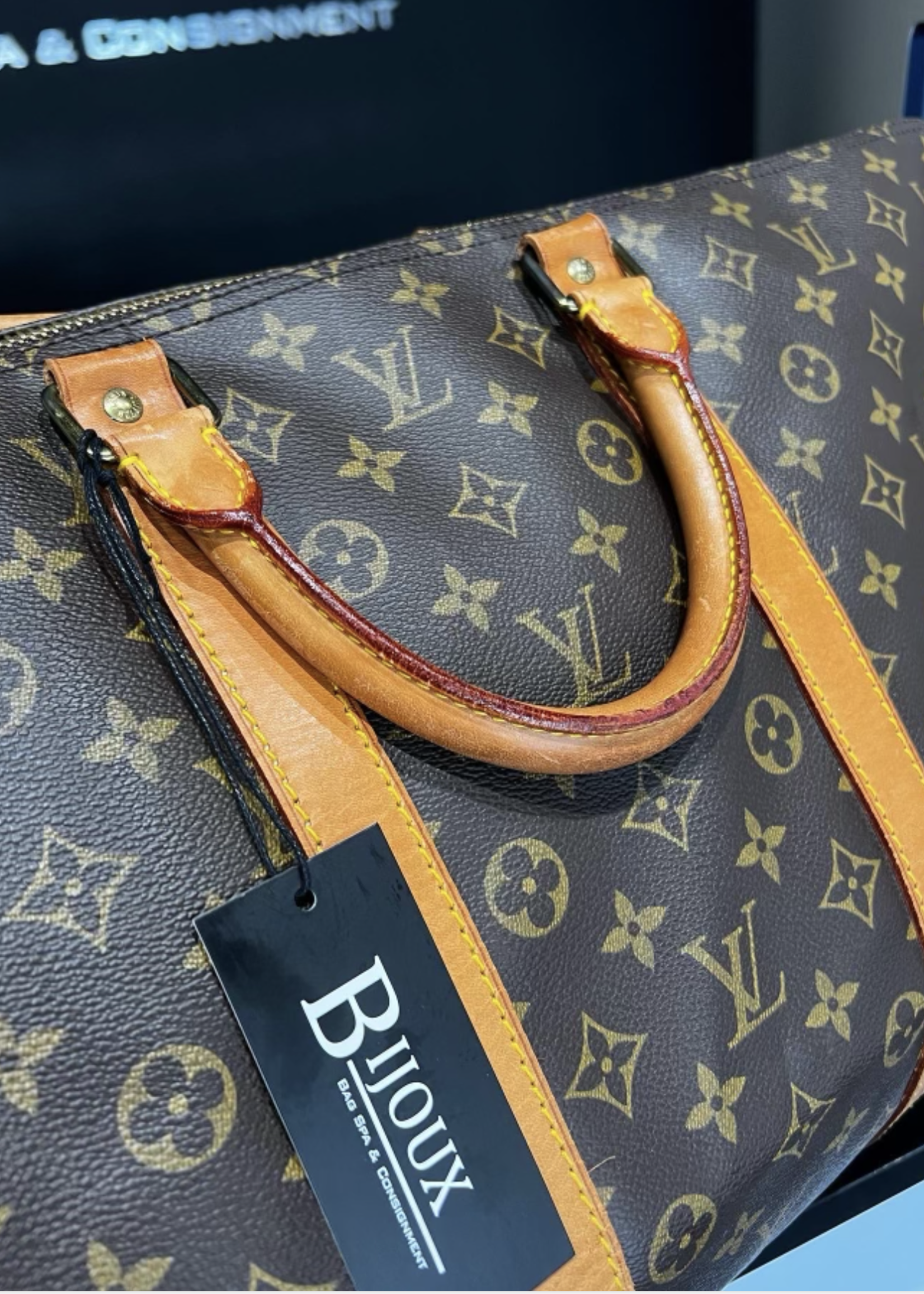 Louis Vuitton SOLD - Louis Vuitton Keepall 55 Bandouliere