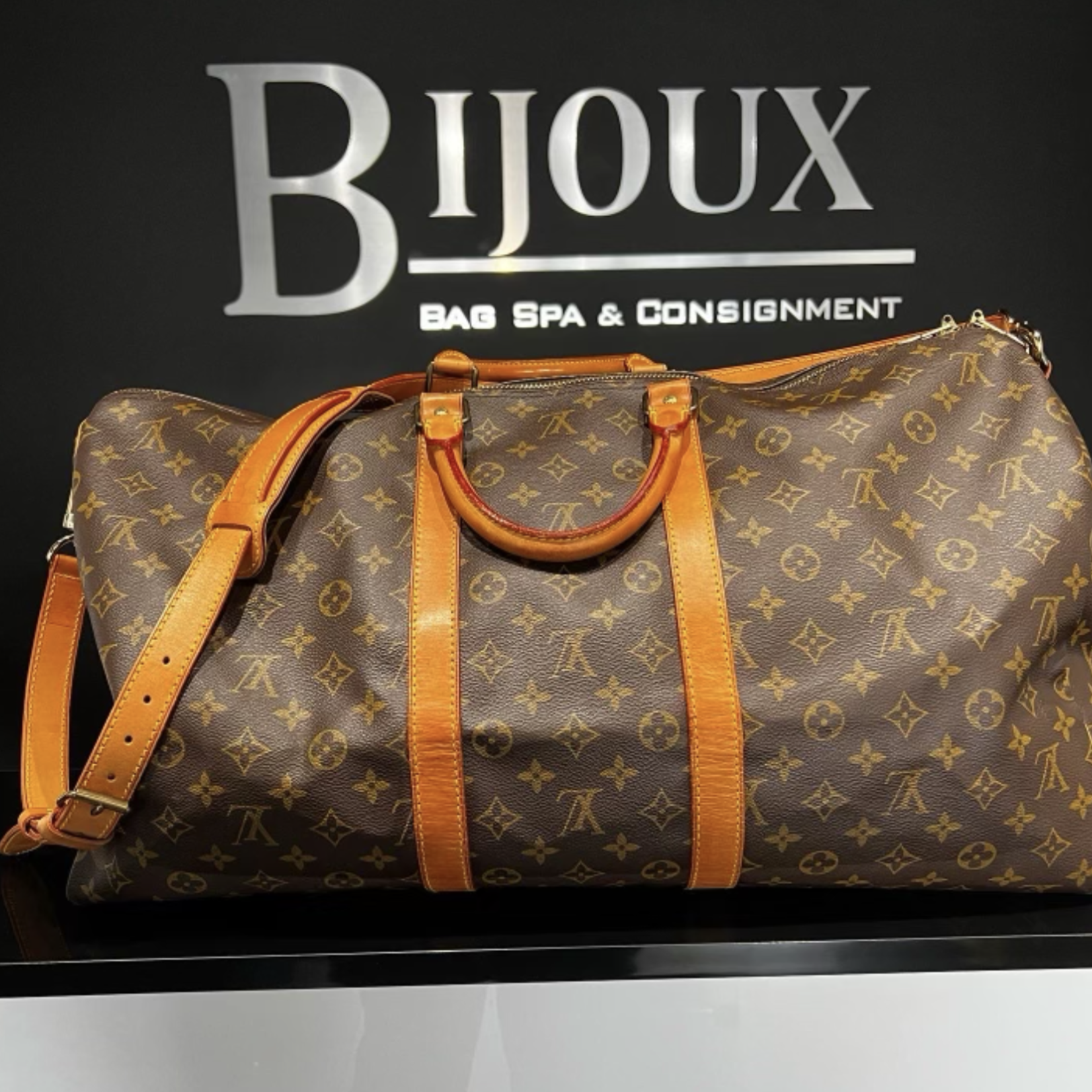 Louis Vuitton SOLD - Louis Vuitton Keepall 55 Bandouliere