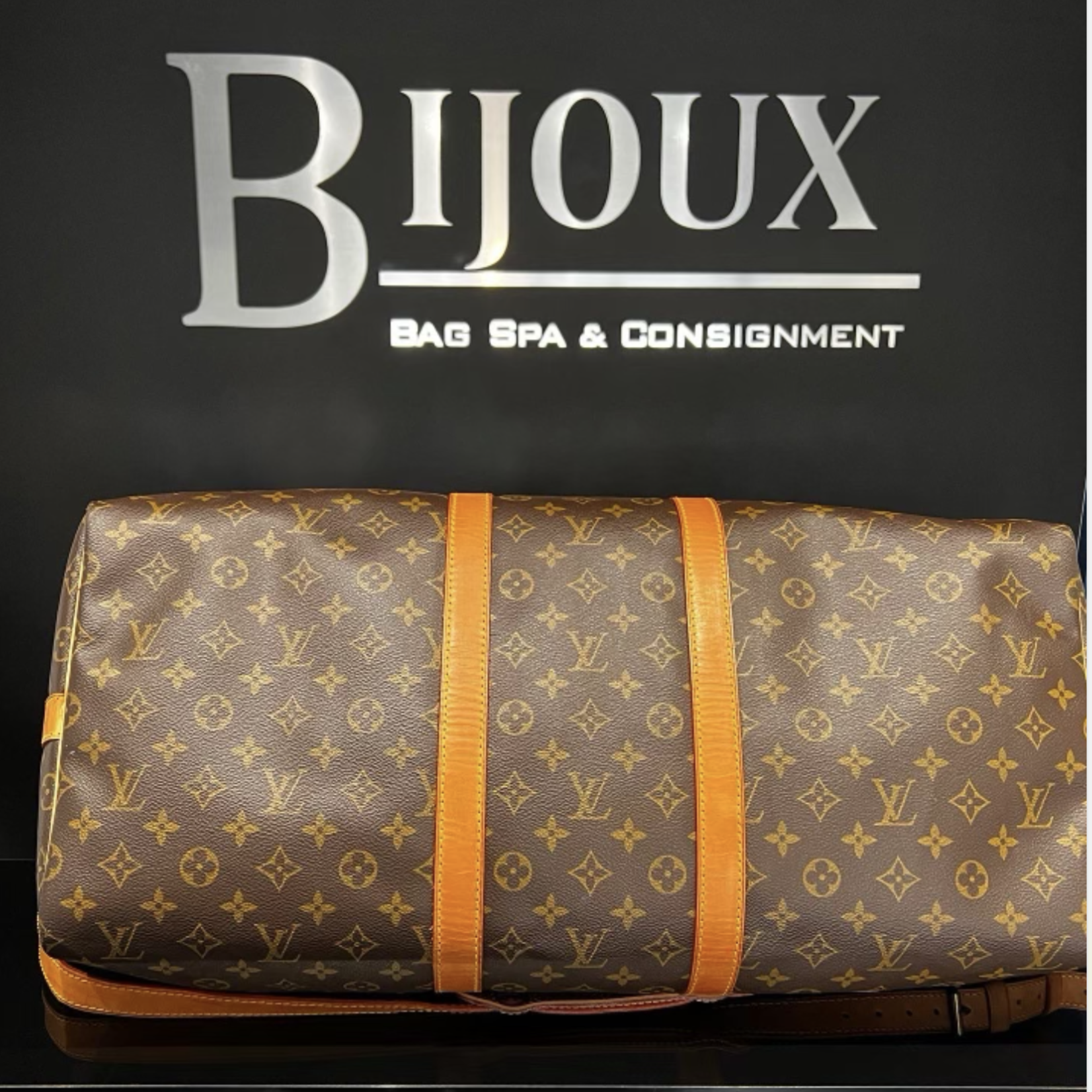Louis Vuitton SOLD - Louis Vuitton Keepall 55 Bandouliere