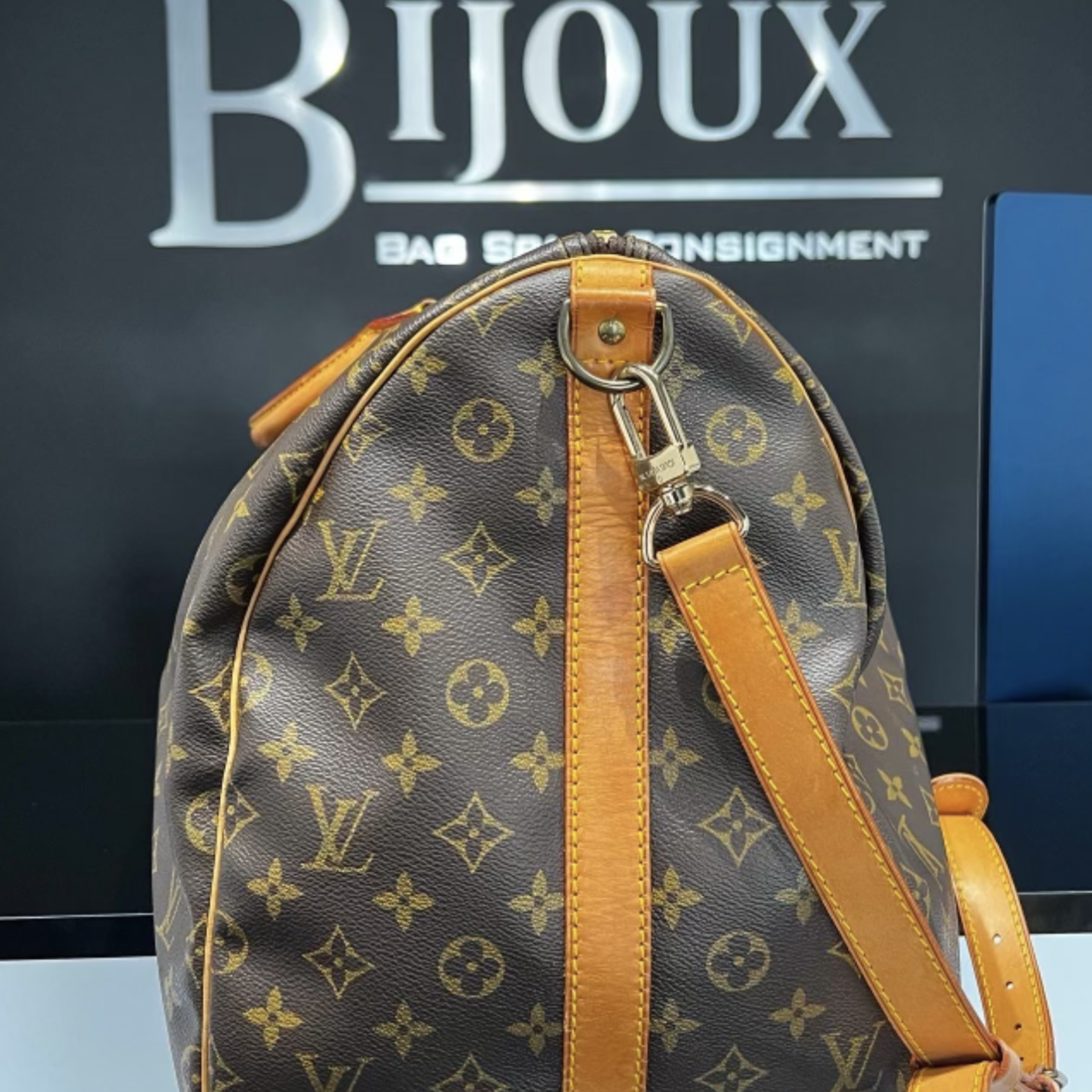 Louis Vuitton SOLD - Louis Vuitton Keepall 55 Bandouliere