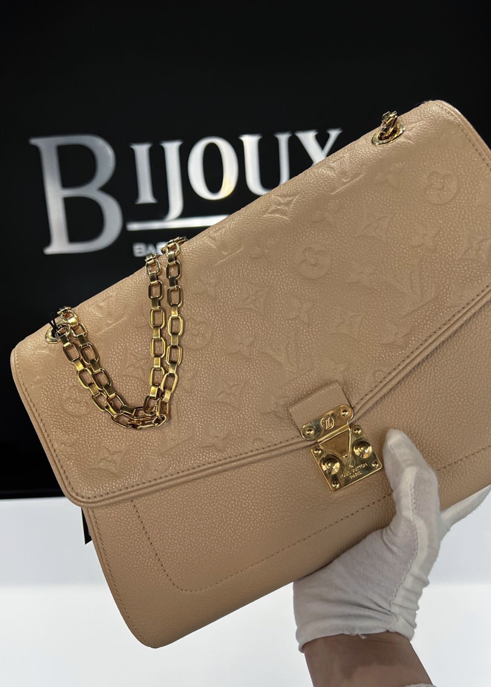 Louis Vuitton SOLD - Louis Vuitton St.Germain (Dune)
